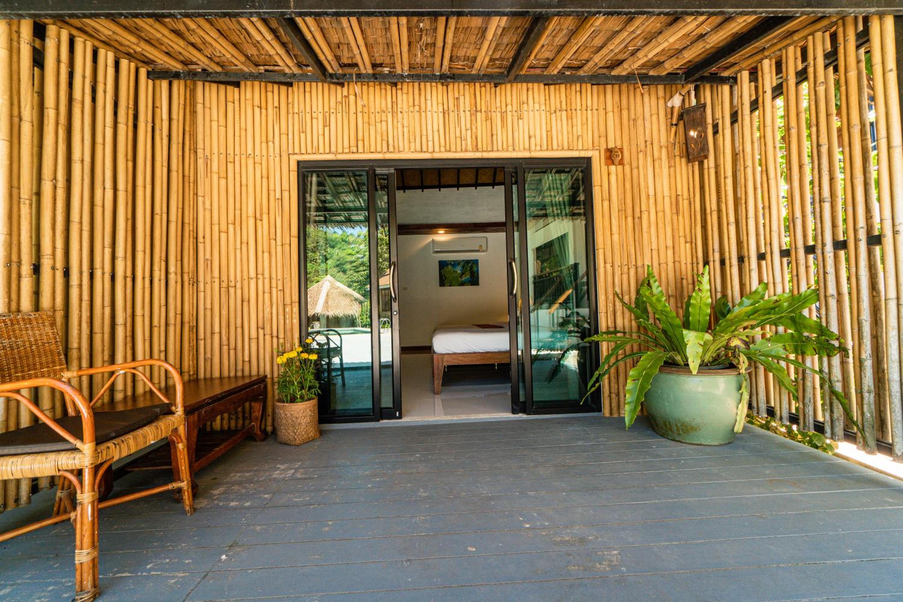 Chunut House Resort