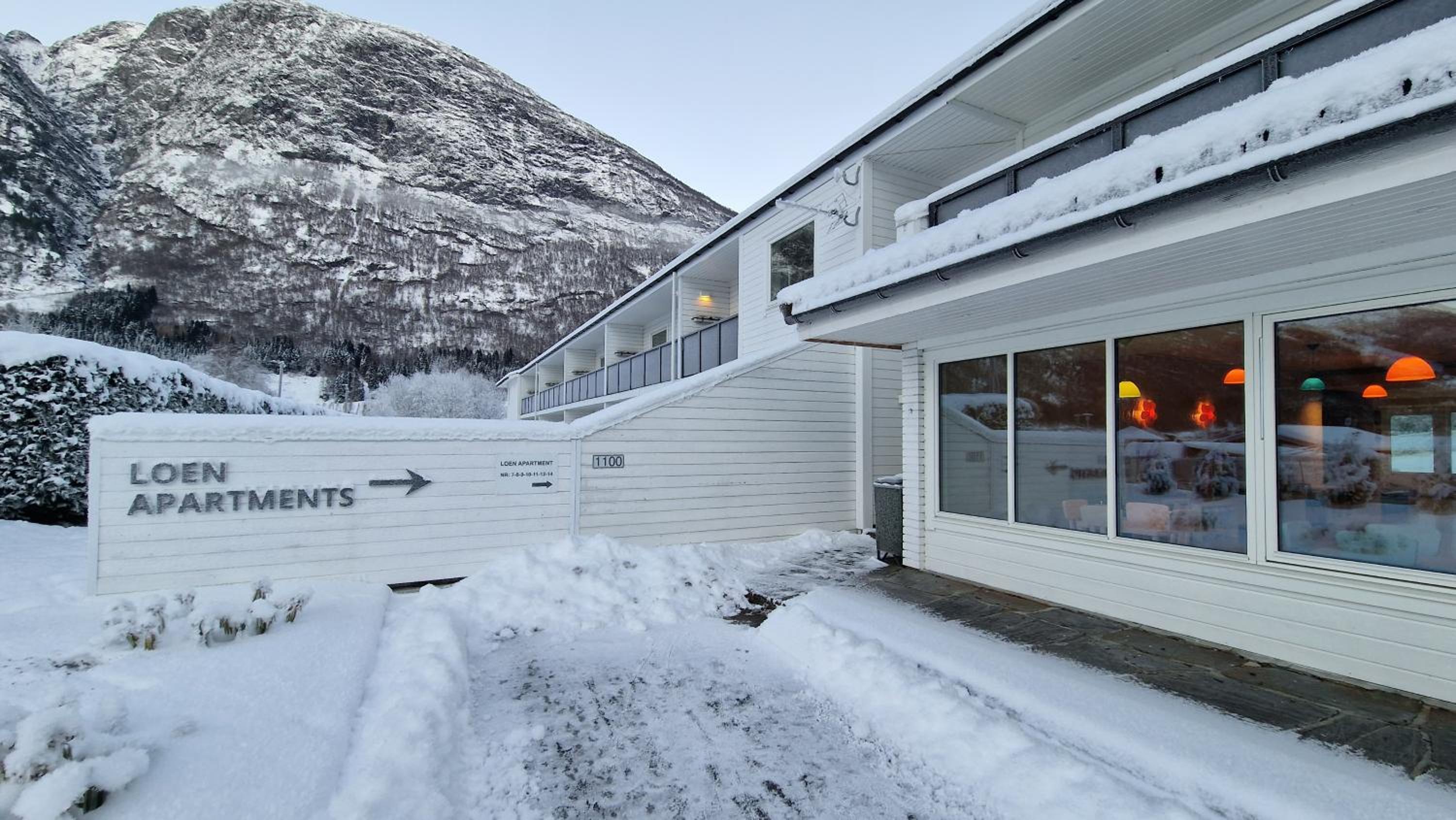 Loen Apartments