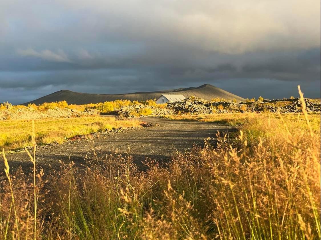 Slow Travel Mývatn - Þúfa - Private Homestay view 3