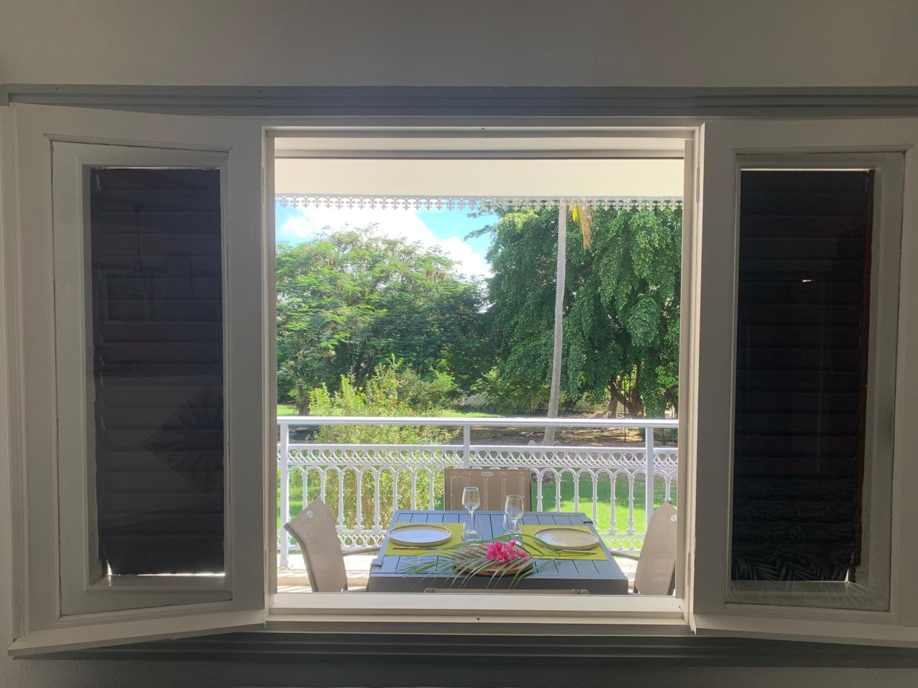 Ti Mahogany - Studio cosy et calme vue parc tropical et piscine view 2