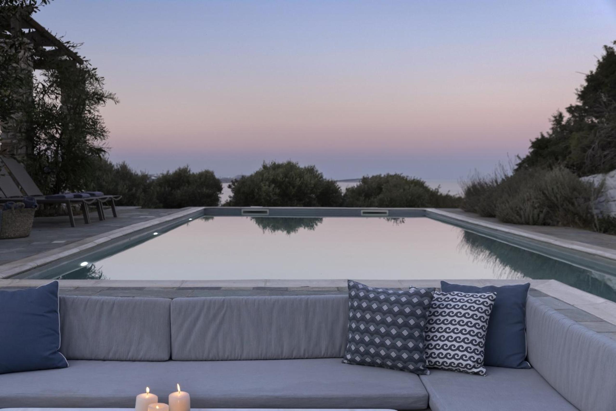 Villa Alkyoni · Beautiful 8-person Family Villa with Great Views photo 3