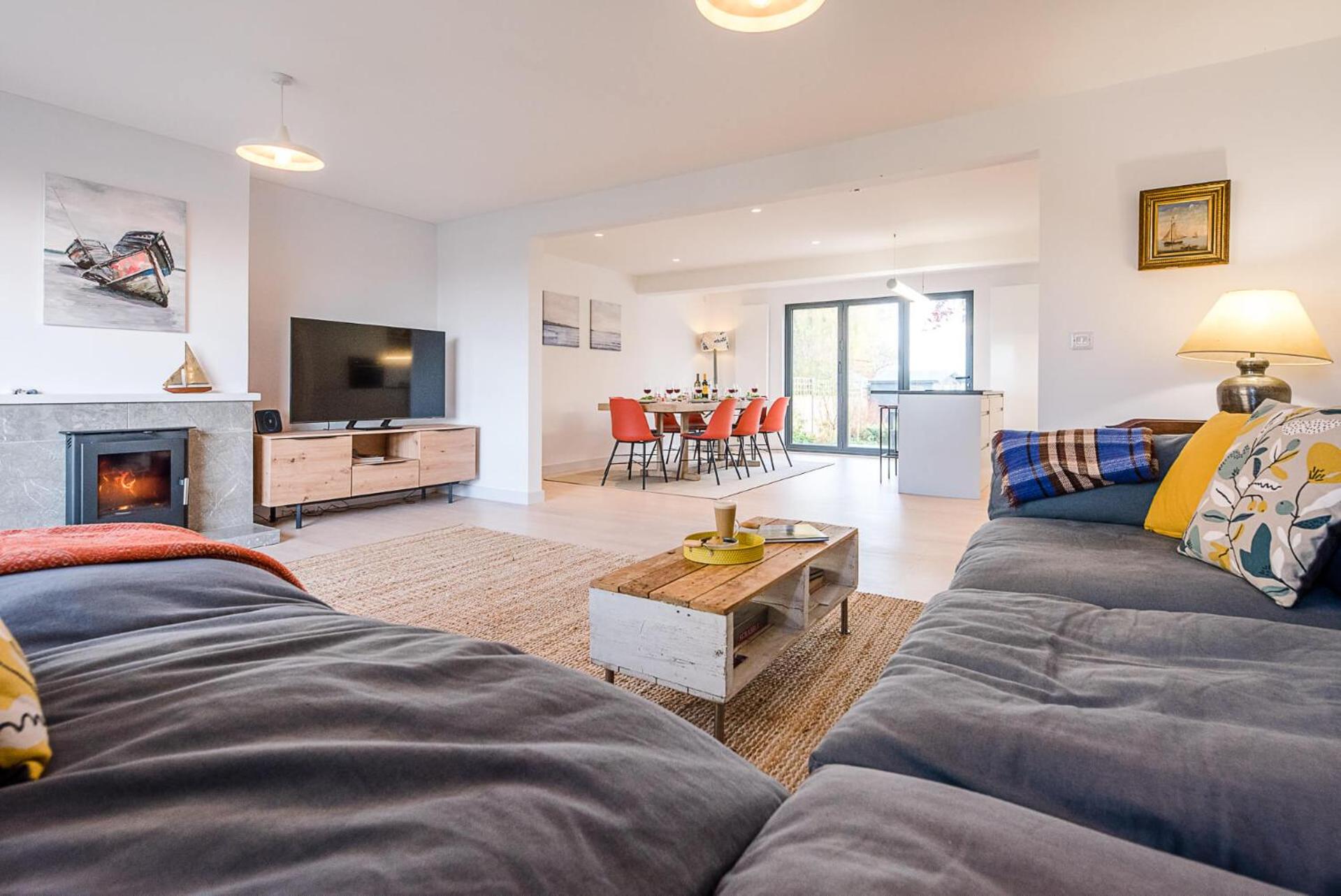 Chapel House, Alderton view 4