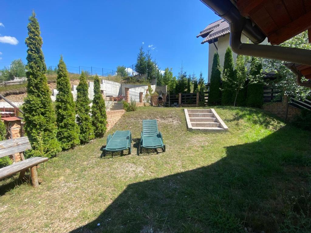 Photo 12