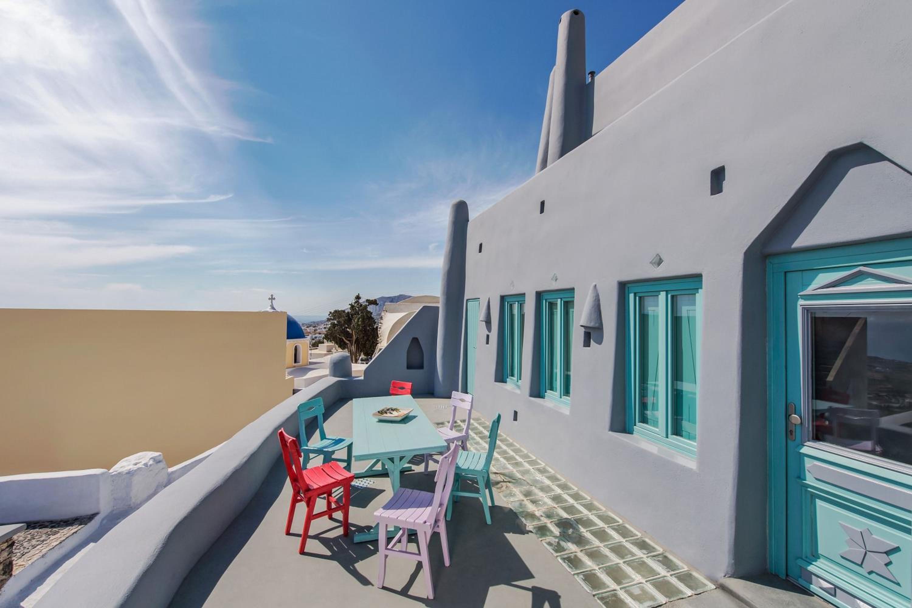 Fira center houses photo 3