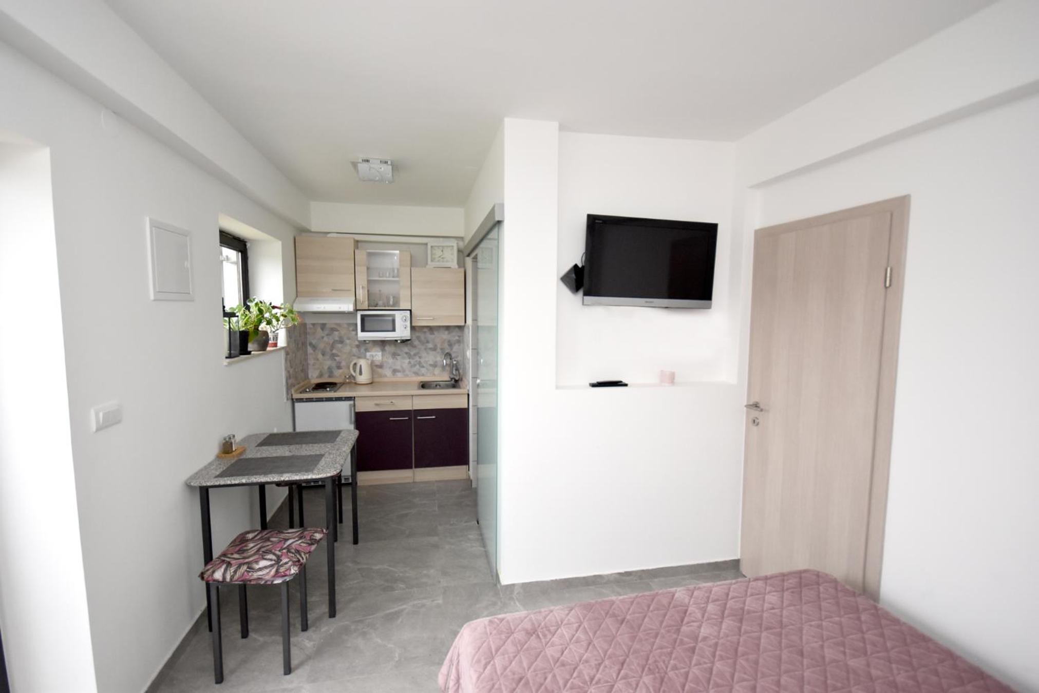apartmaji LEJARDIN view 4