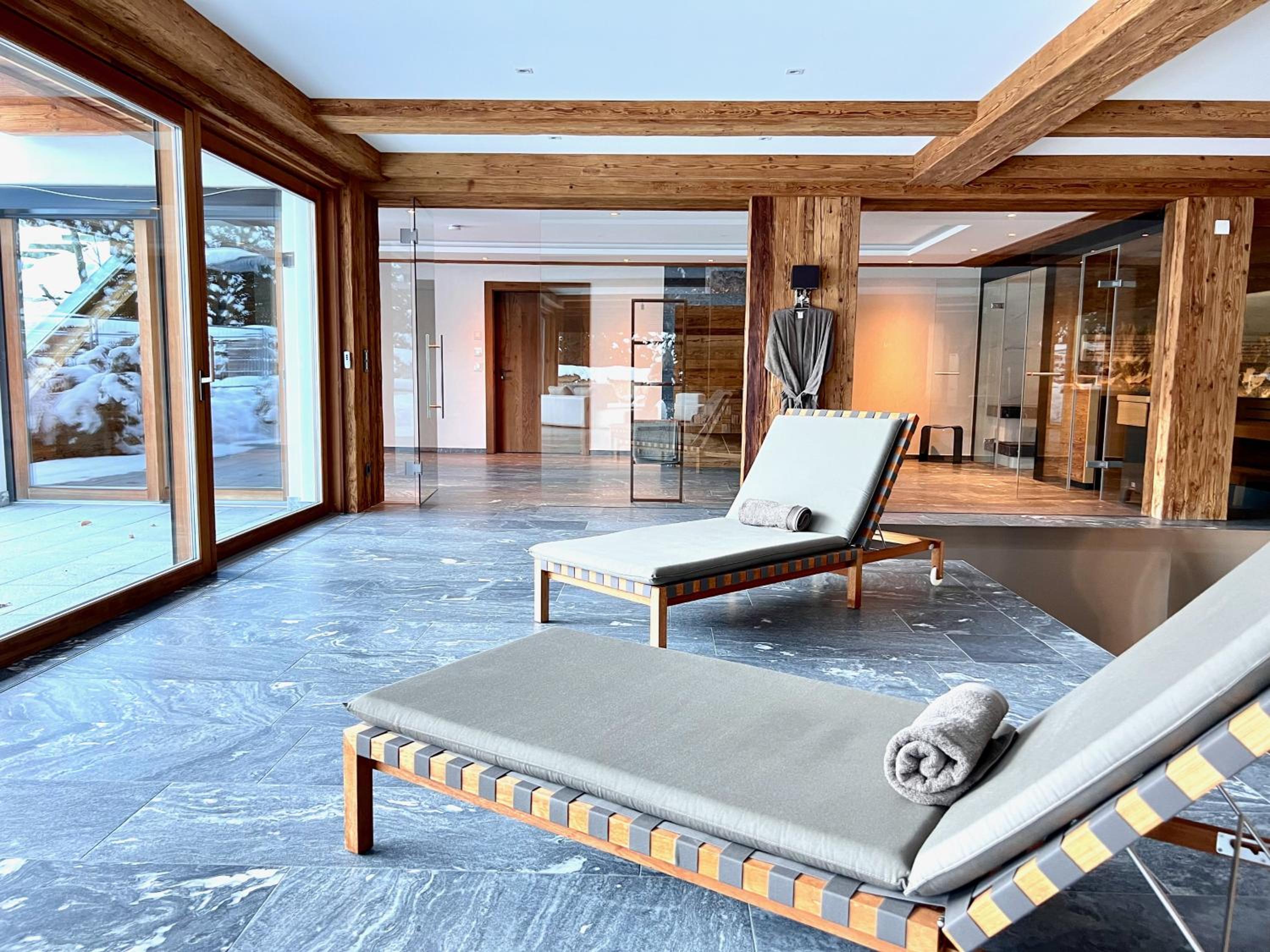 HIDEAWAY DESIGN CHALET by Belle Stay