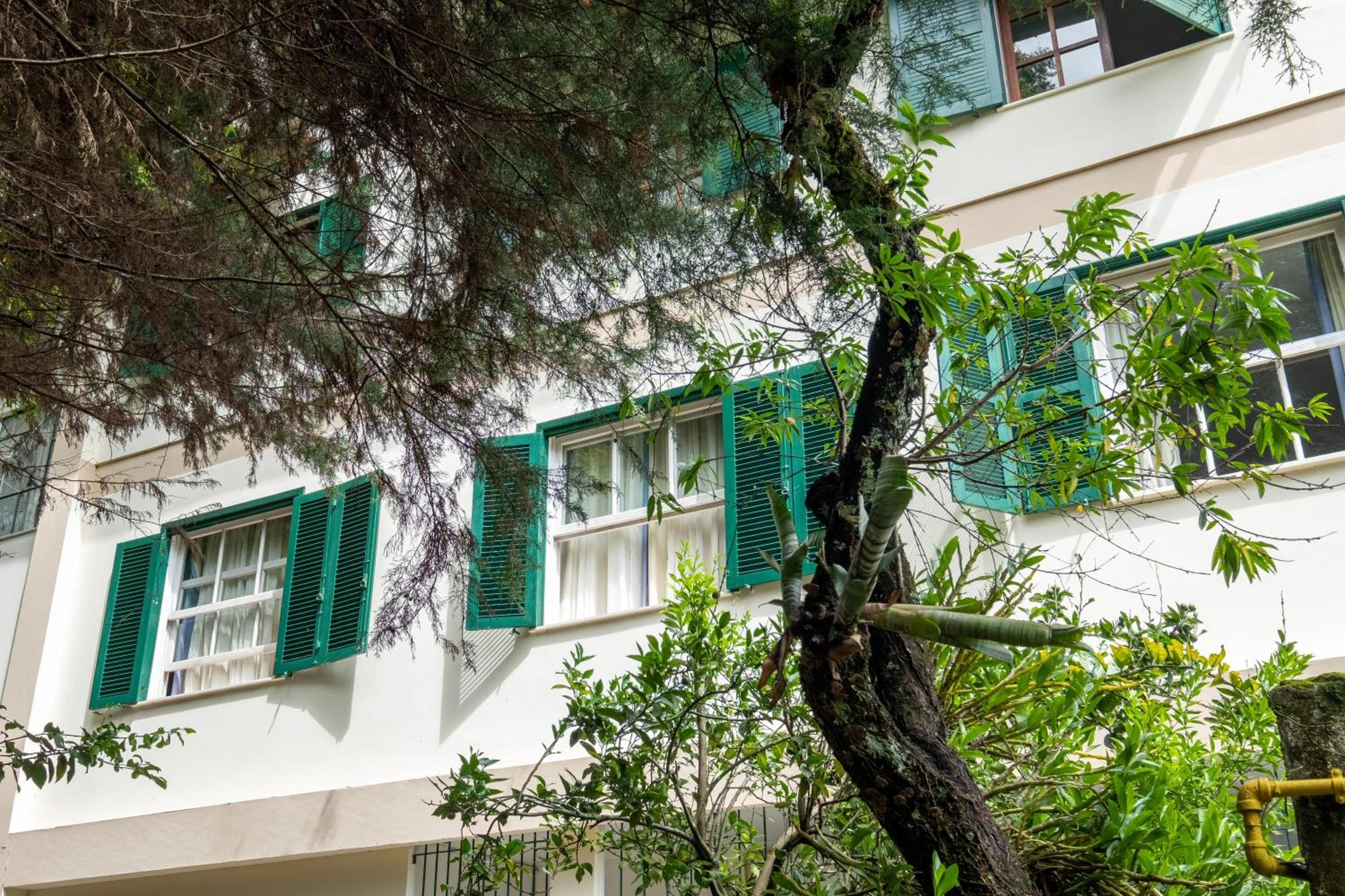 Hotel Mount Everest - Image 1