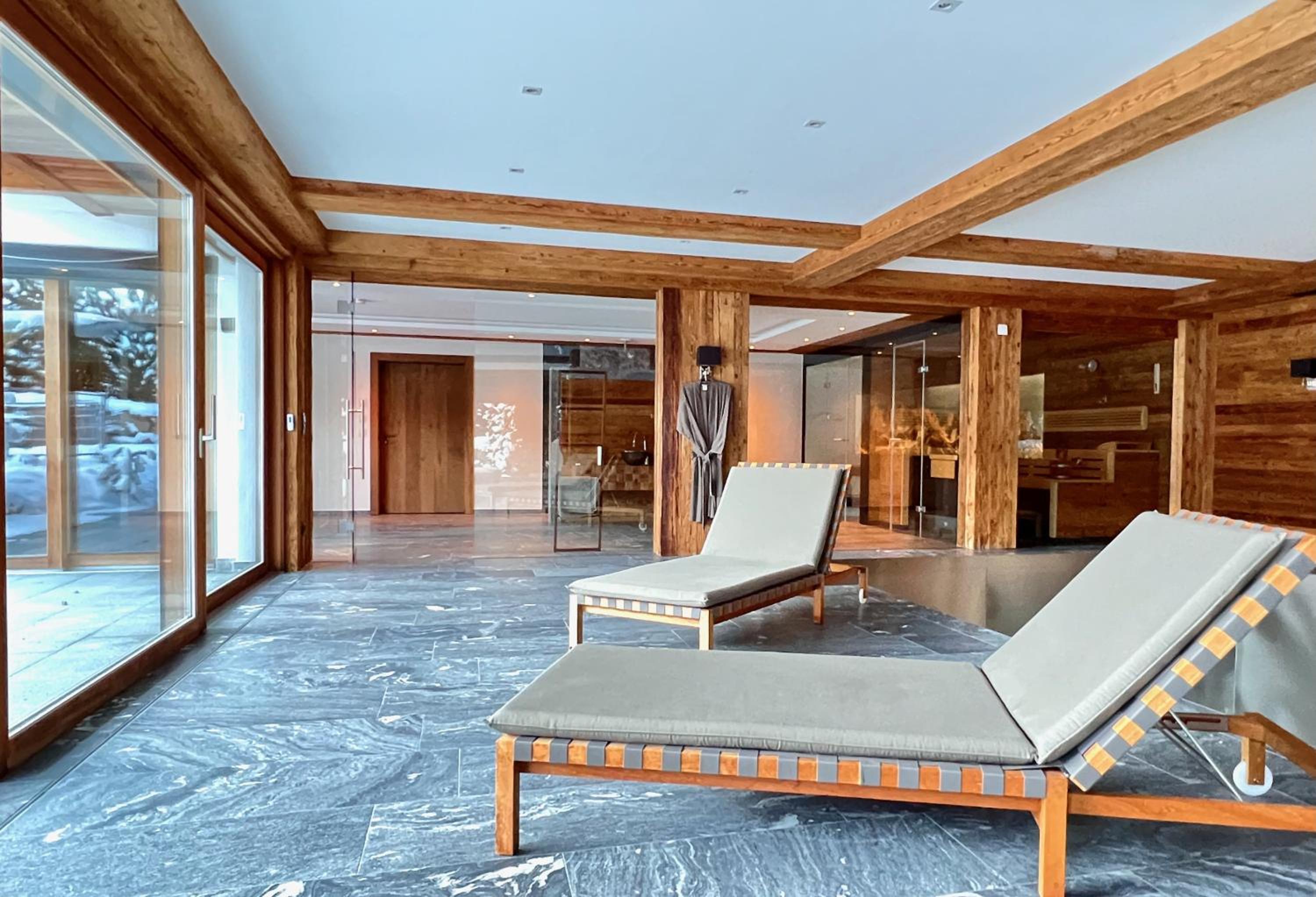 HIDEAWAY DESIGN CHALET by Belle Stay