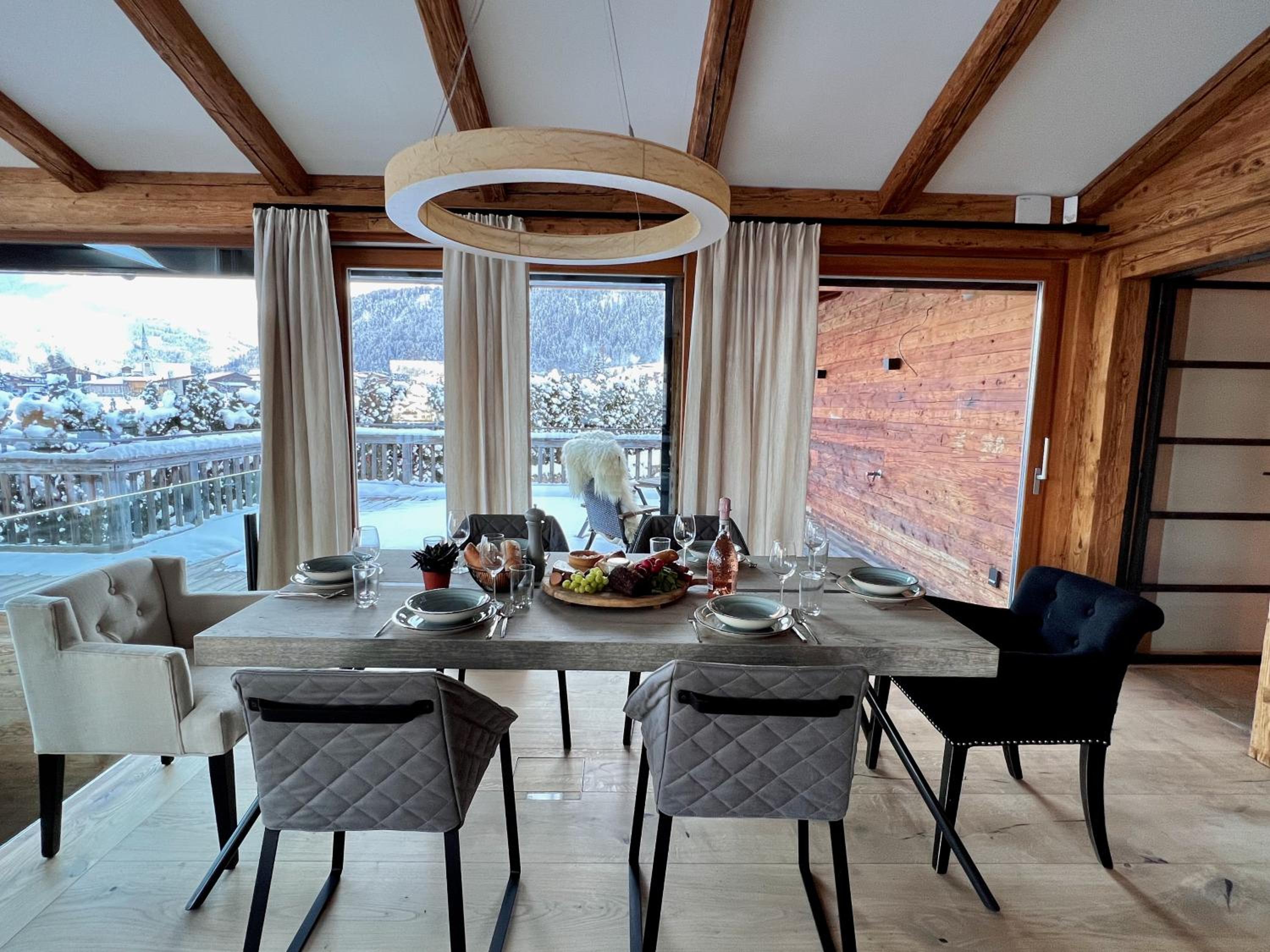 HIDEAWAY DESIGN CHALET by Belle Stay