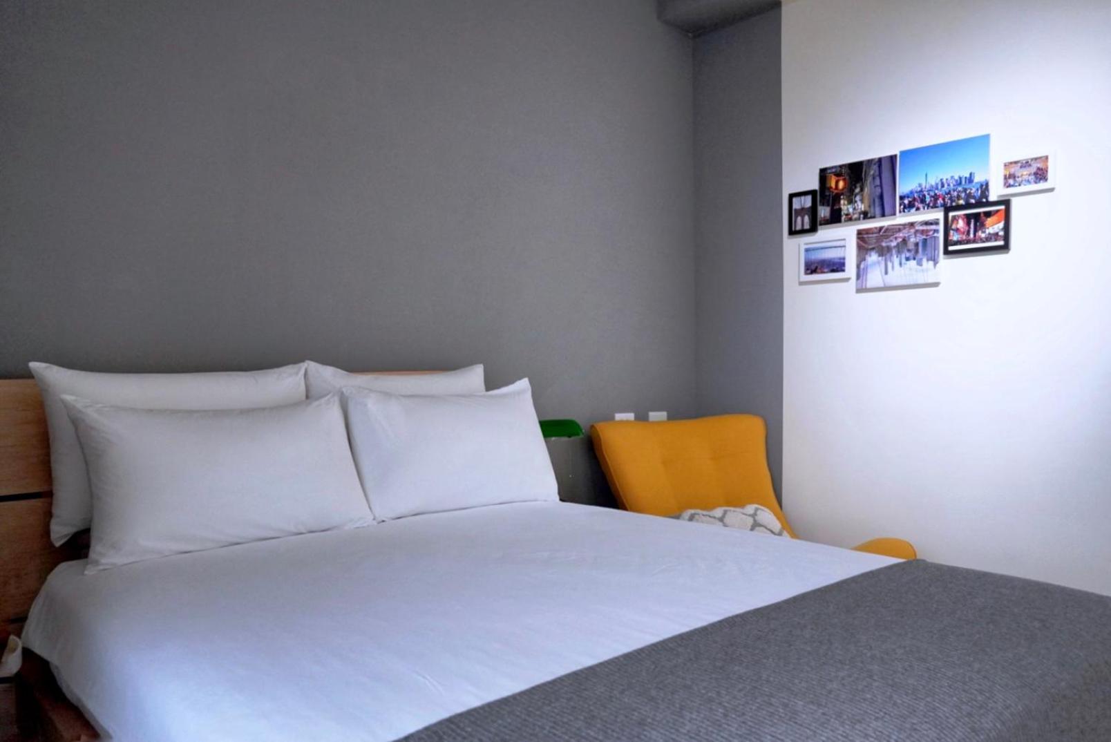 RUN aWAY guesthouse view 5