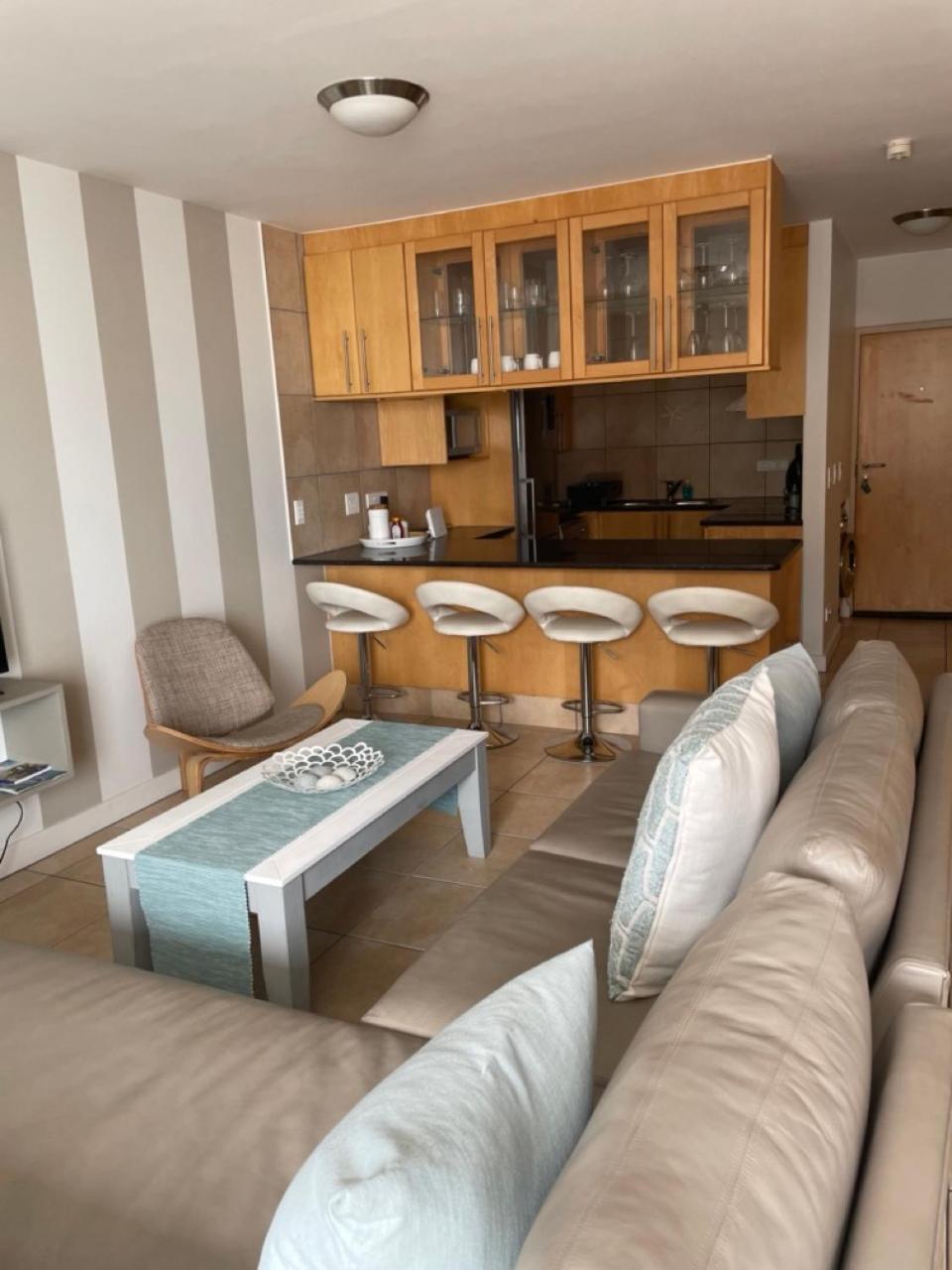 Hibernian Gem - Studio Apartment in Strand view 2