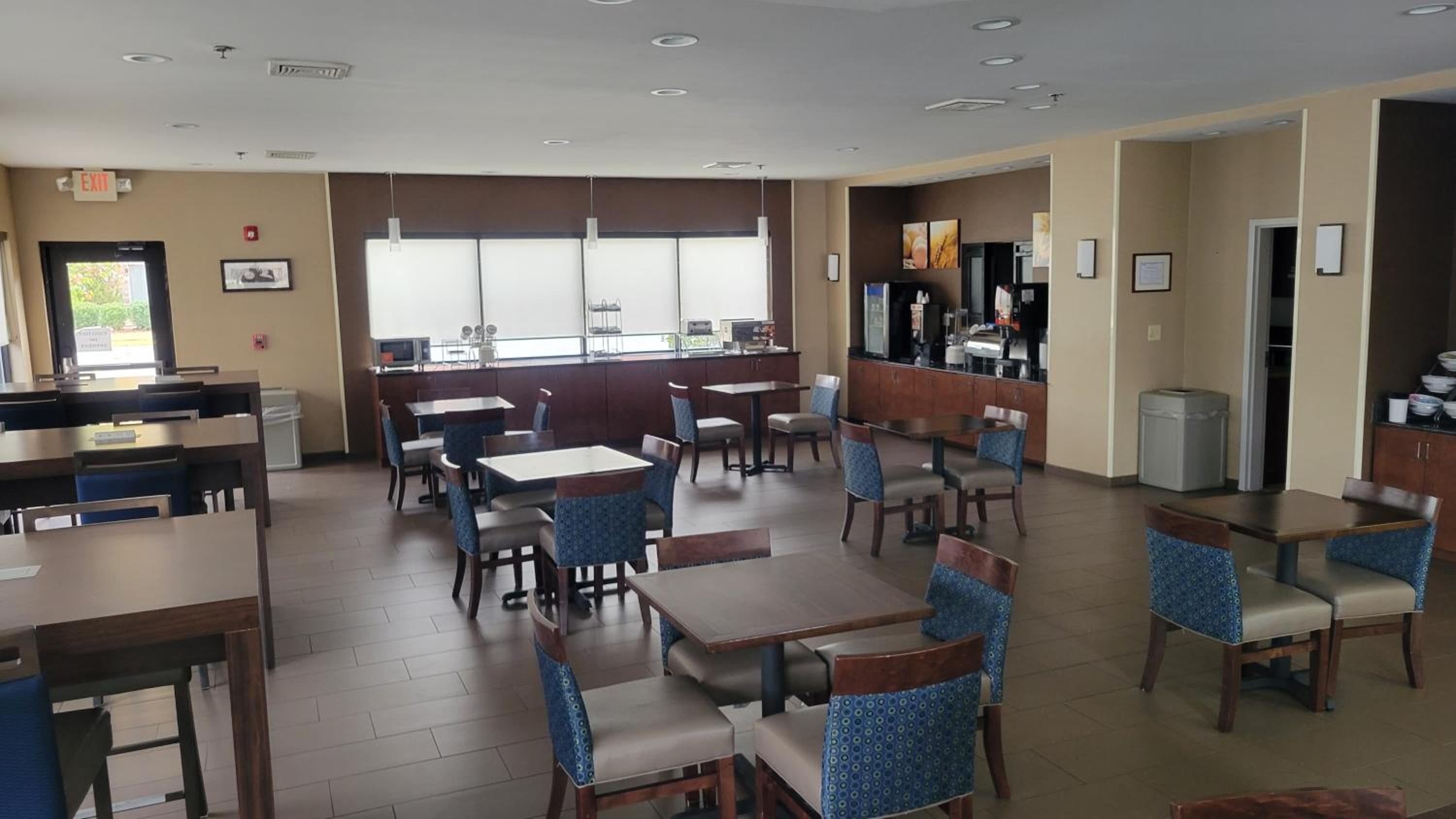 Macon Vacations - Comfort Suites - Property Image 26