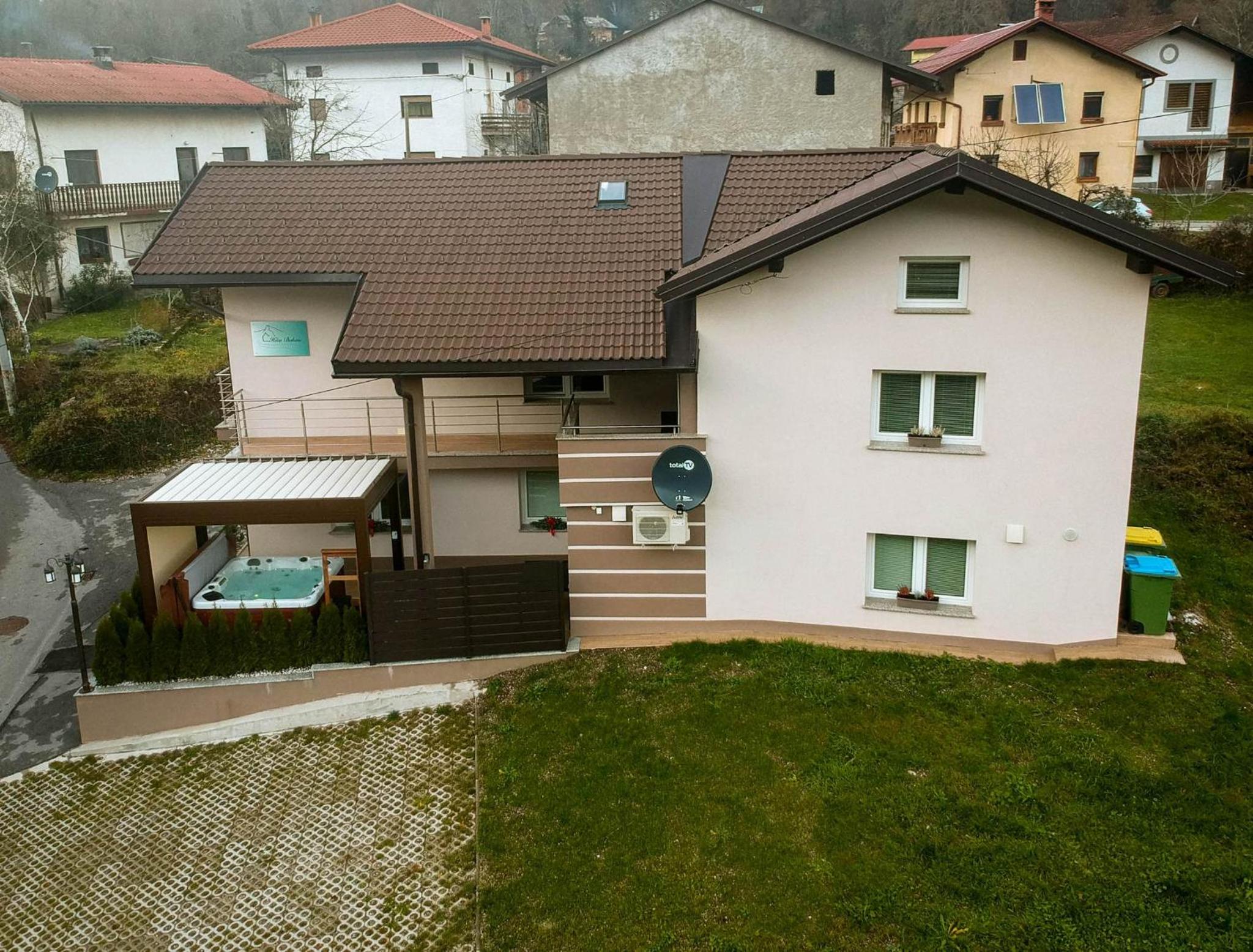 Hiša Bohinc z wellnessom