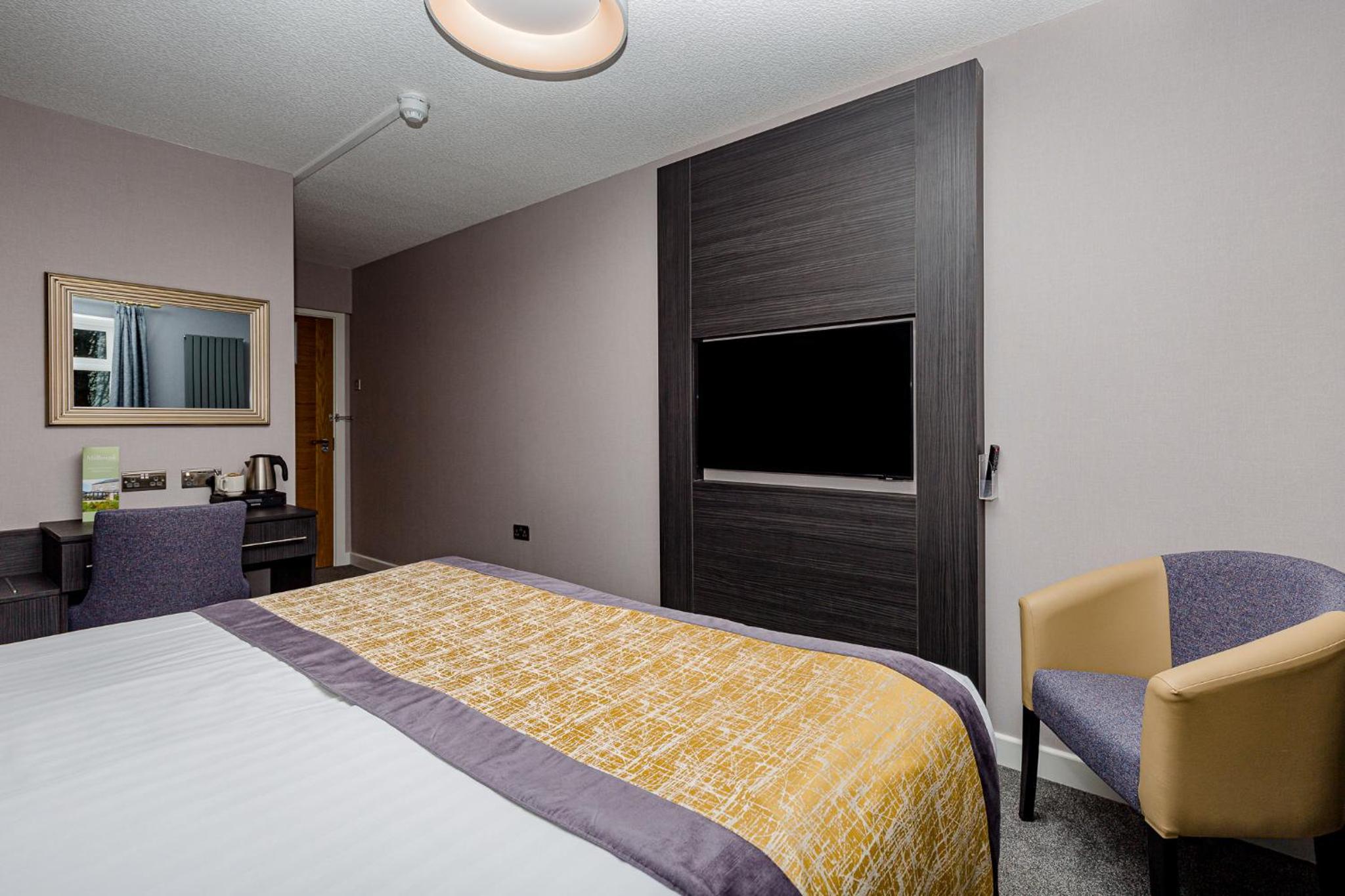 The Melbreak Hotel