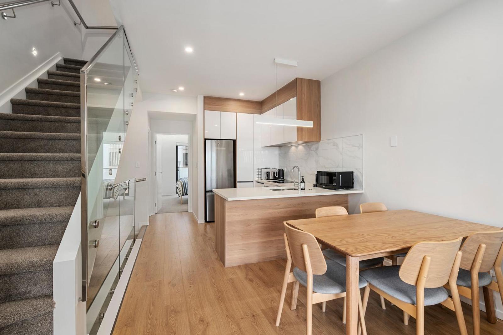 Coastal Paradise - Orewa Holiday Home view 4