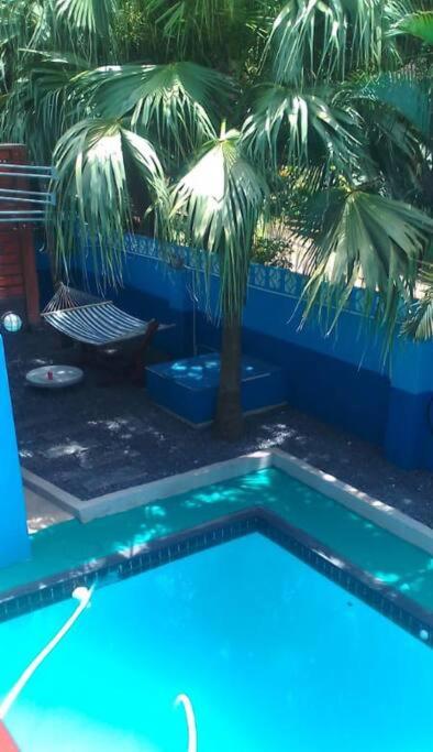 Tropical 4 Bedroom 3 bathroom 8 to 10 sleeper Holiday Getaway