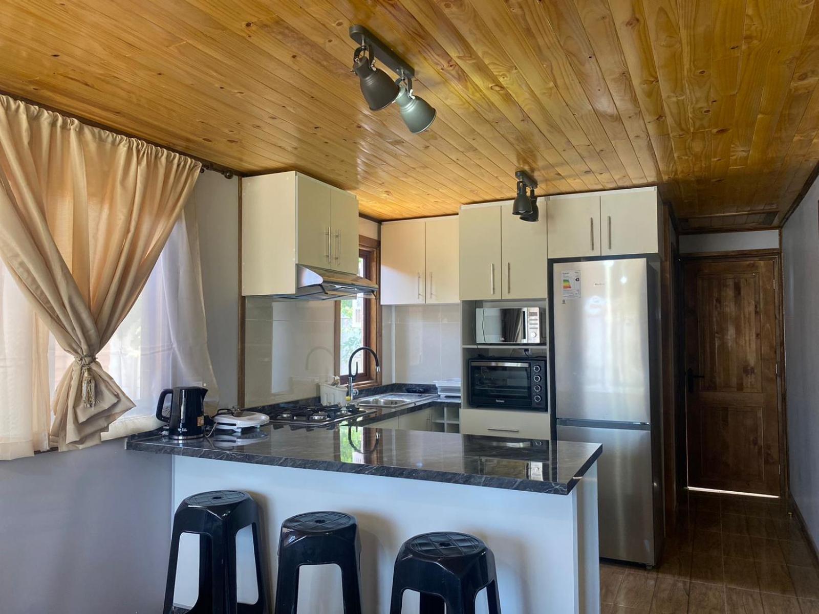 Cabañas Santa Cruz, Ubicada a 10 min de la plaza, Piscina , Viñas, Ruta del Vino y mas