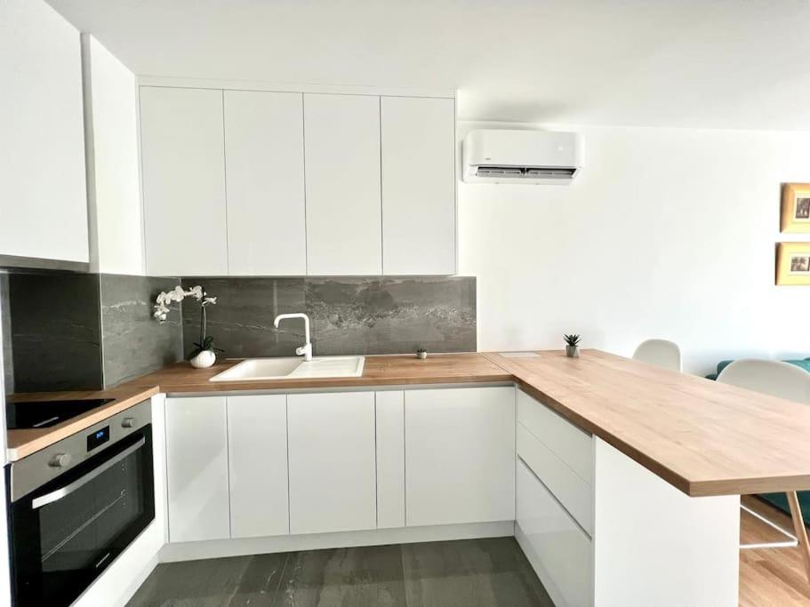 Luxury apartment Cesarica Split