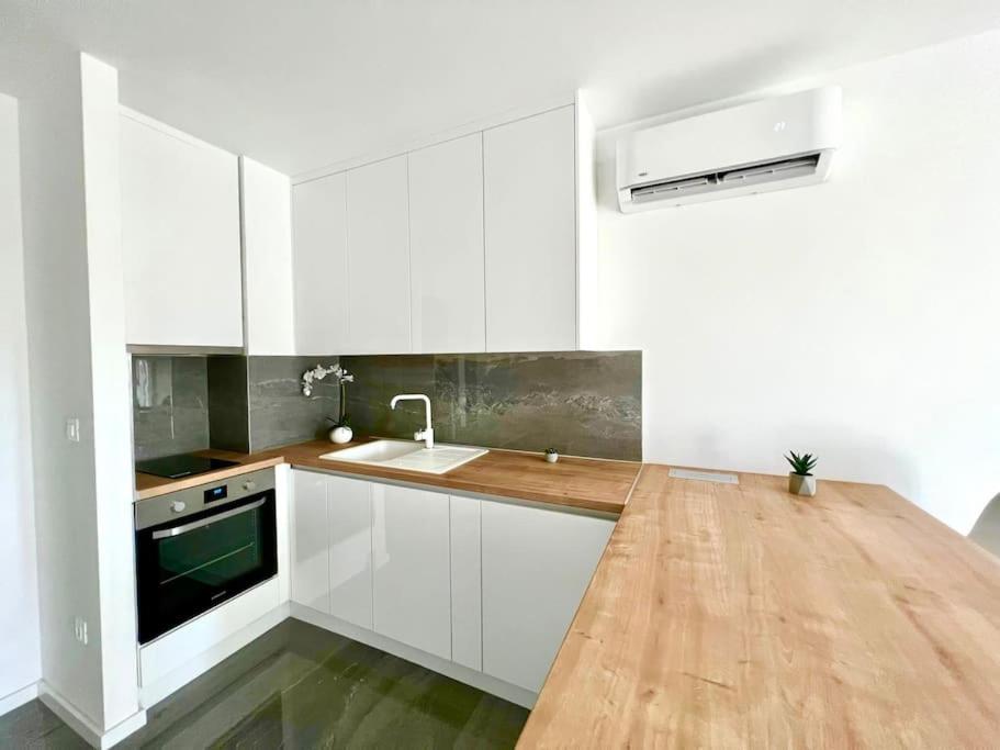 Luxury apartment Cesarica Split