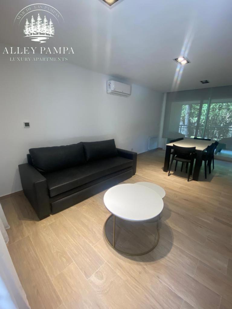 Alley Pampa
