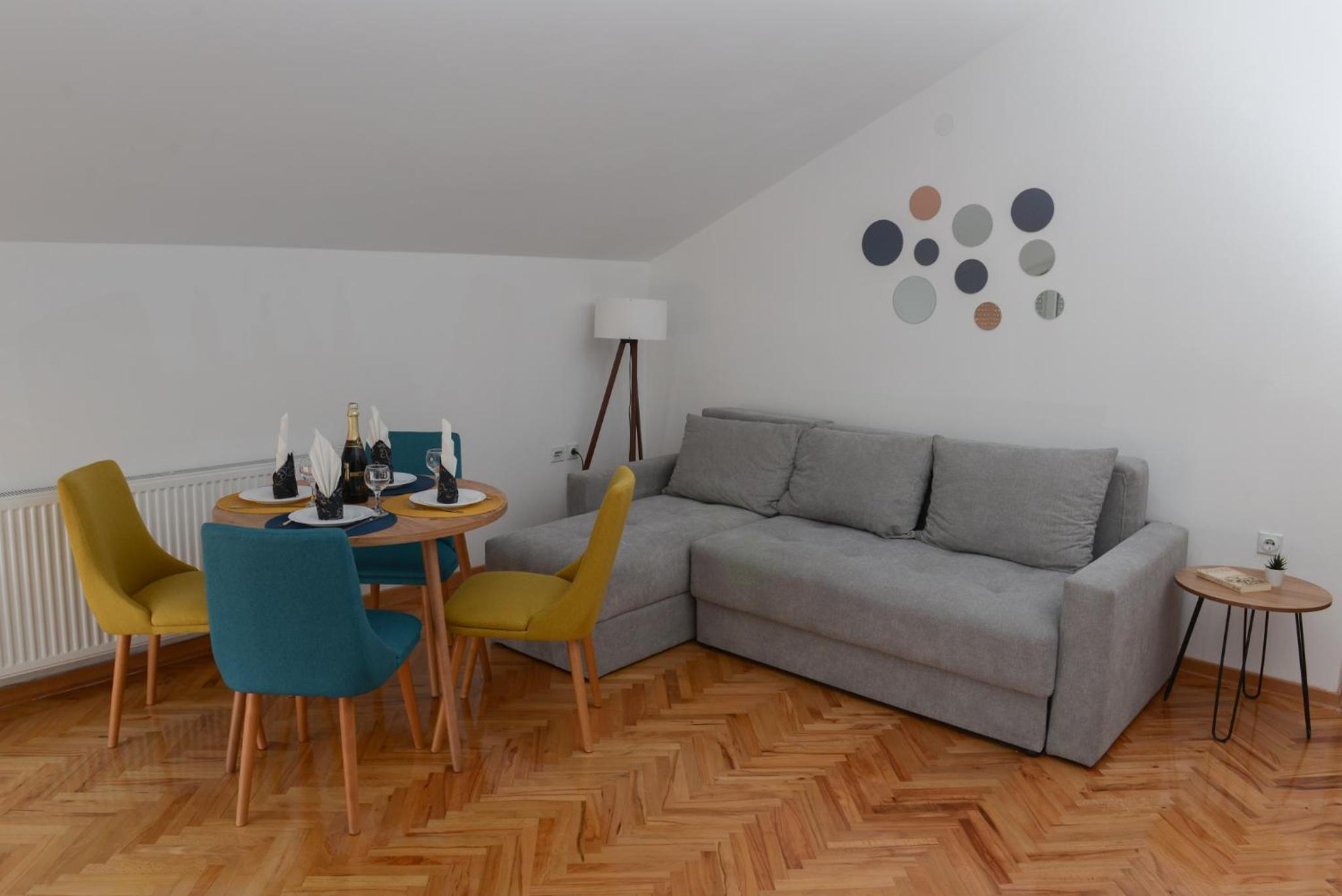 MD apartman Vranje FREE PARKING view 5