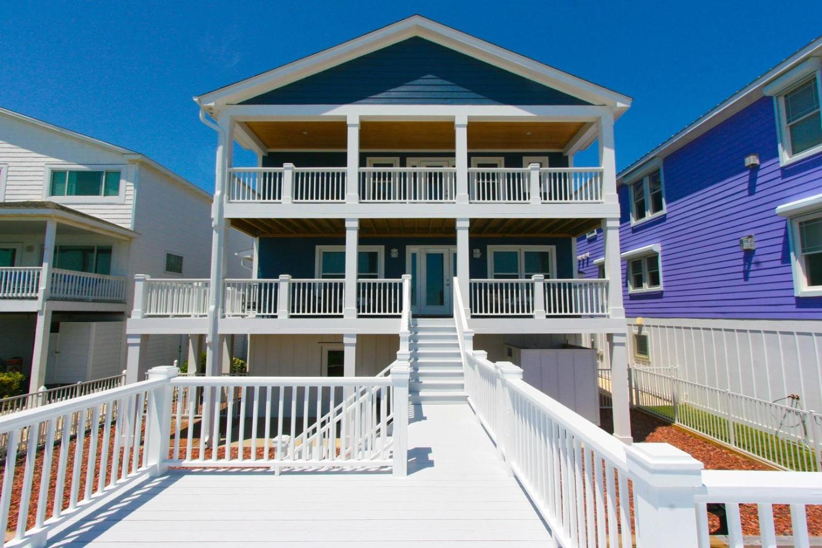 Oceanfront - Decks For Days view 4
