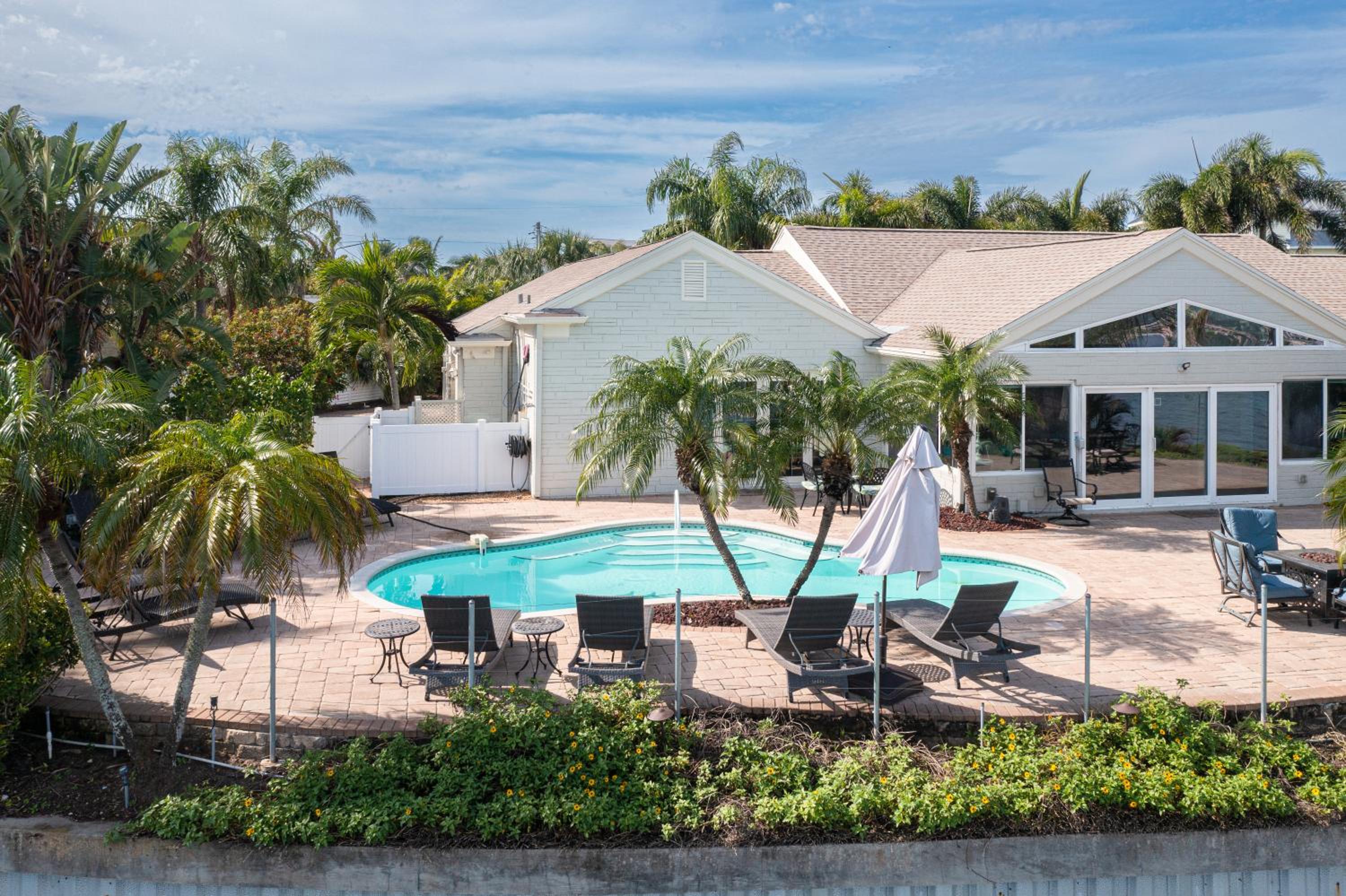 Amazing Waterfront House with Pool in Indian Rocks Beach!