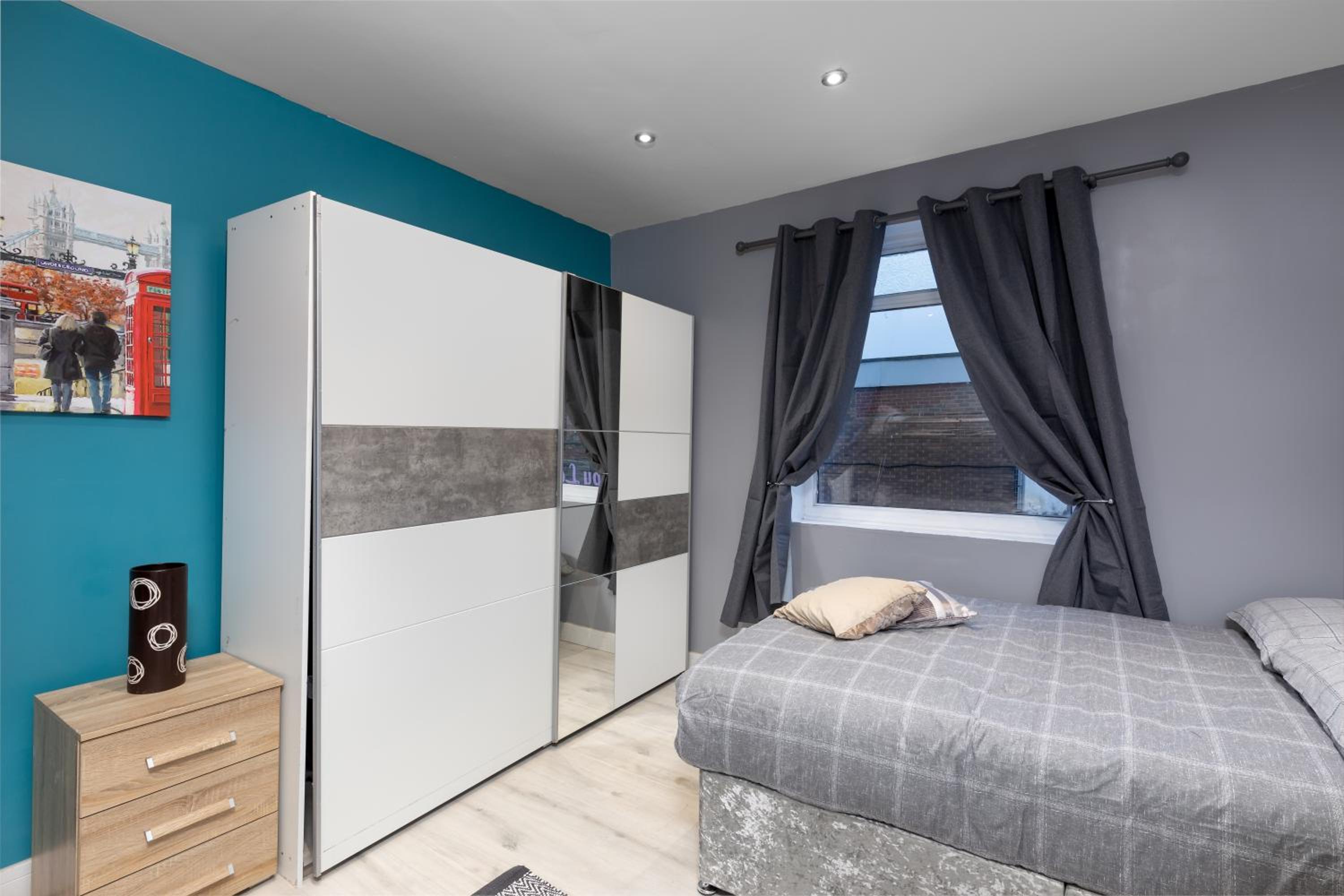 Central Roof Terrace Apartment