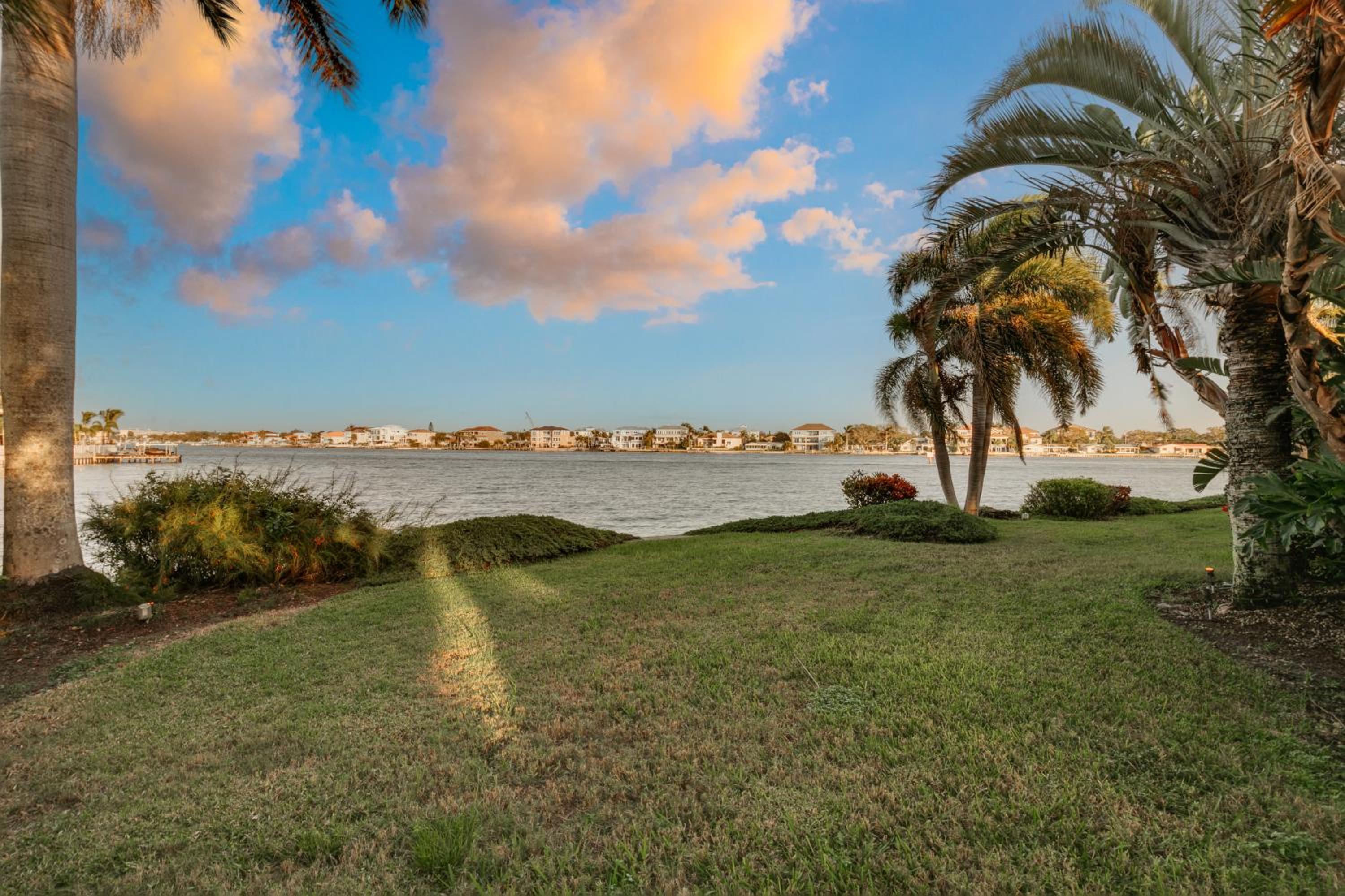 Amazing Waterfront House with Pool in Indian Rocks Beach!