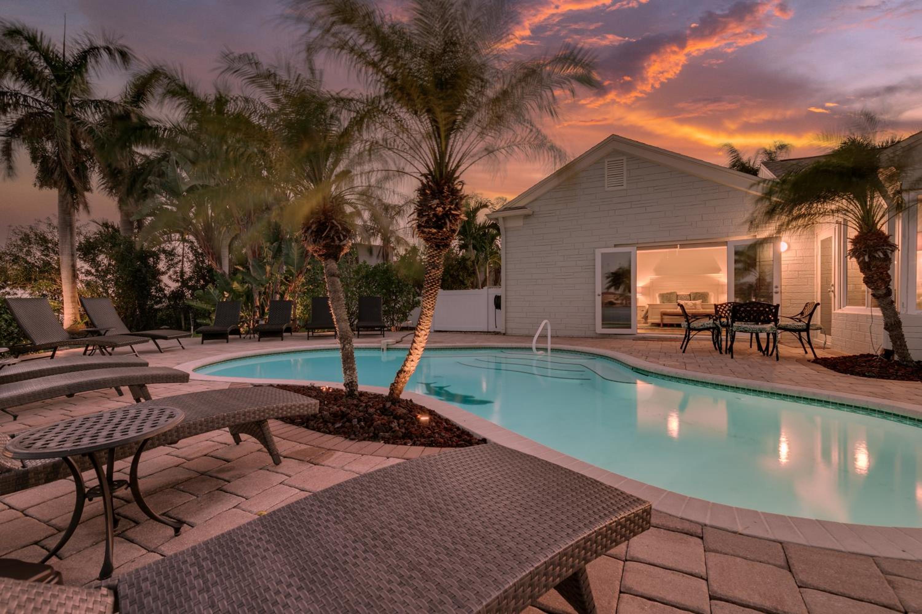 Amazing Waterfront House with Pool in Indian Rocks Beach!