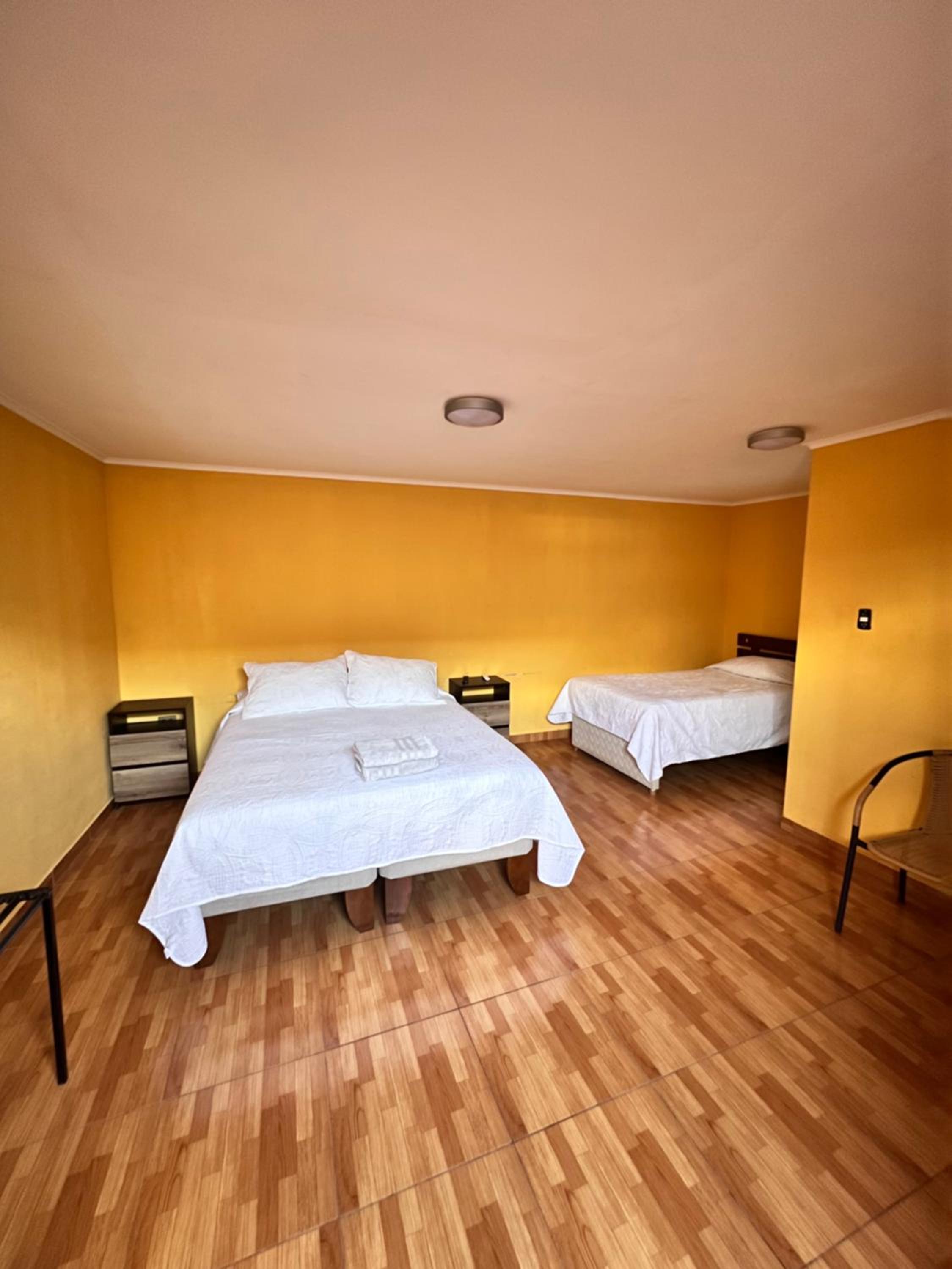 HOSTAL APANANTOR 1