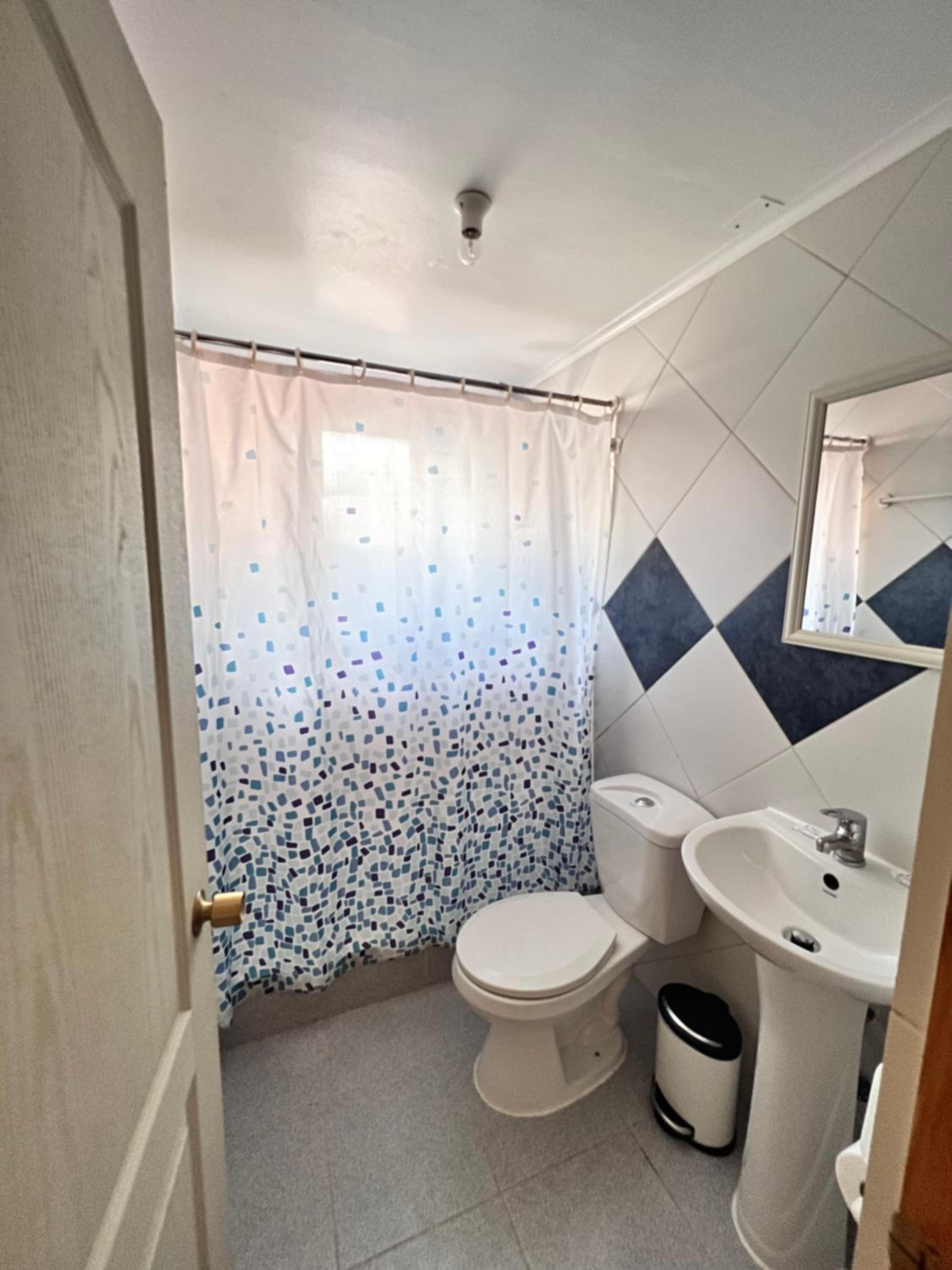 HOSTAL APANANTOR 1