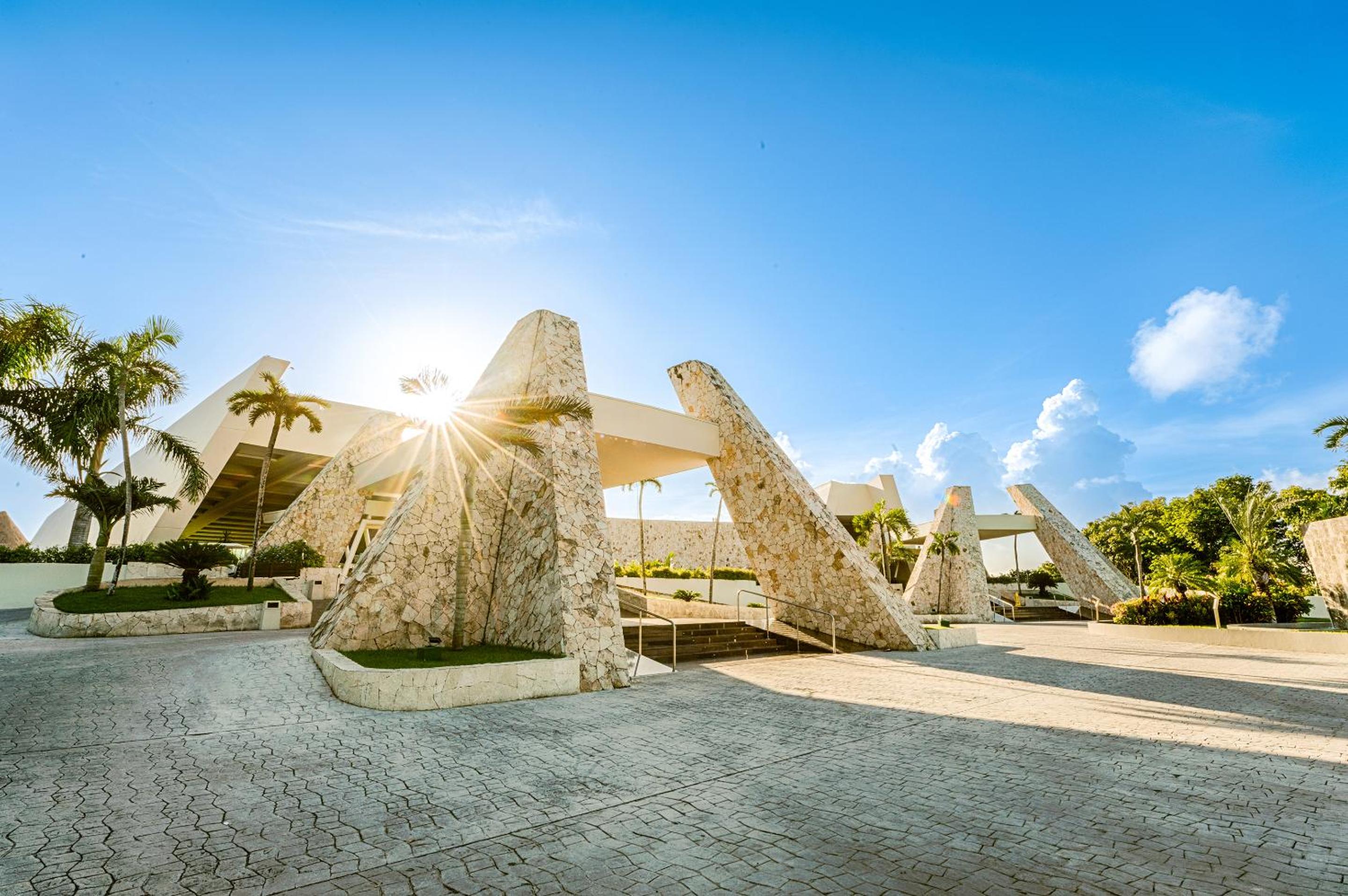 Grand Sirenis Riviera Maya Resort  Spa All Inclusive - Property Image 29