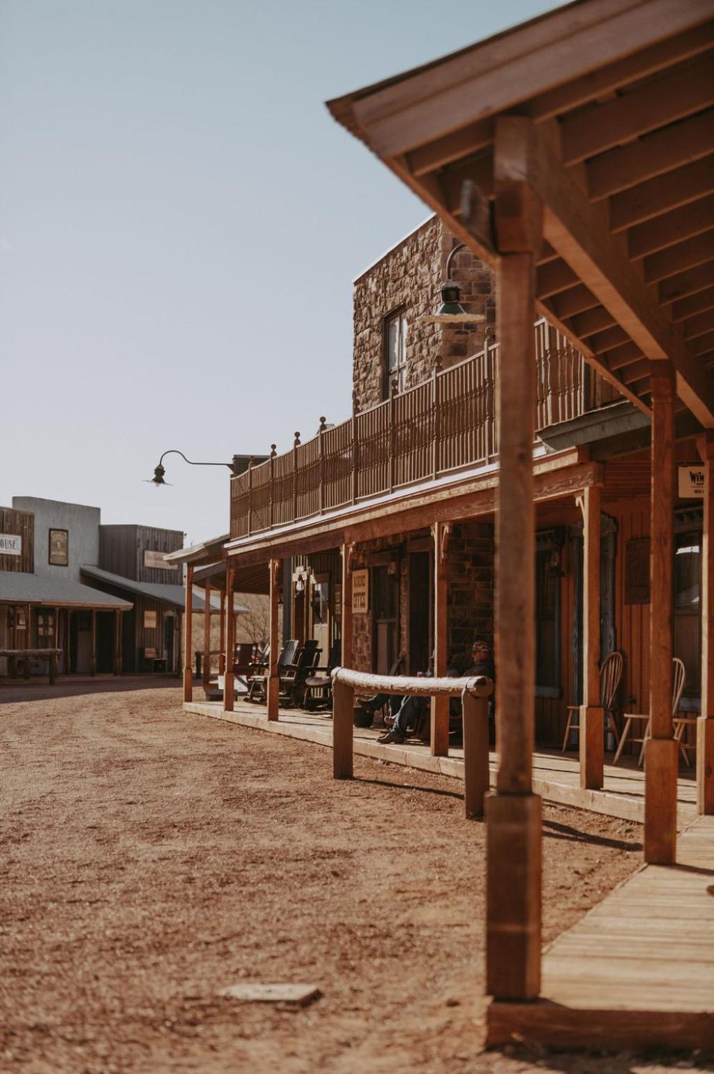 Tombstone Monument Guest Ranch