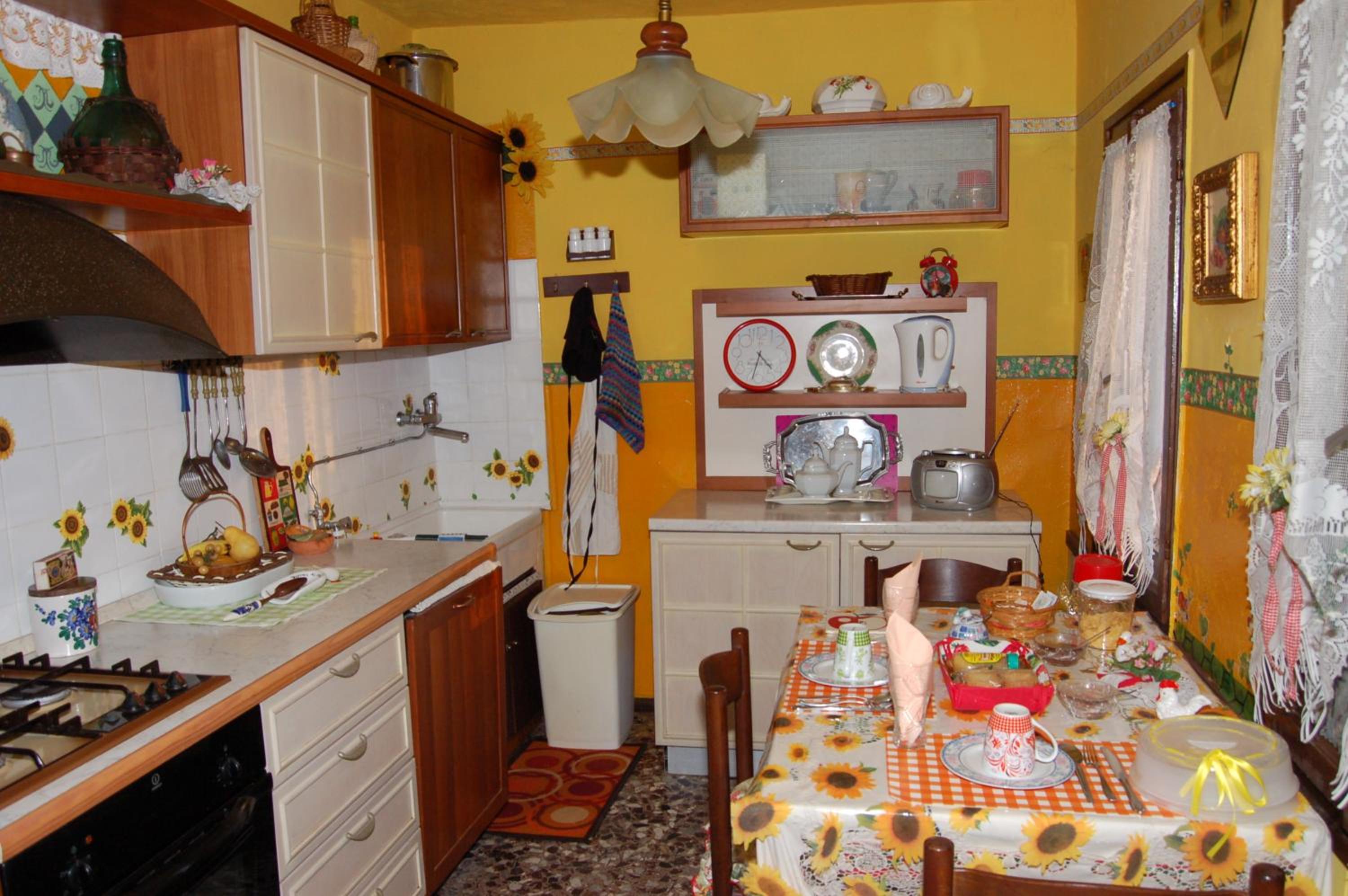 Photo 97