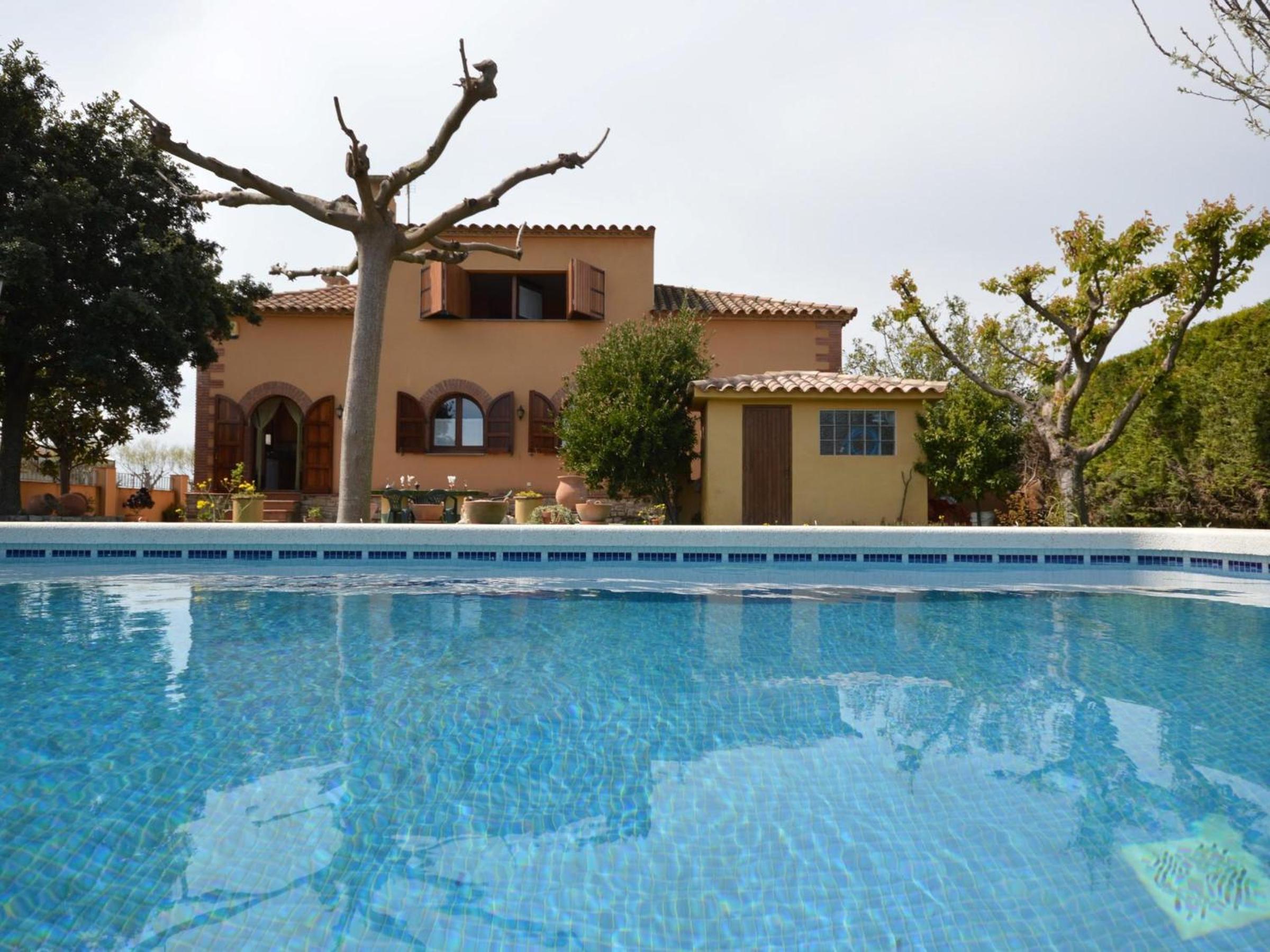 Casa con piscina privada, jardín, barbacoa, wifi y despacho en Costa Brava - ES-89-83