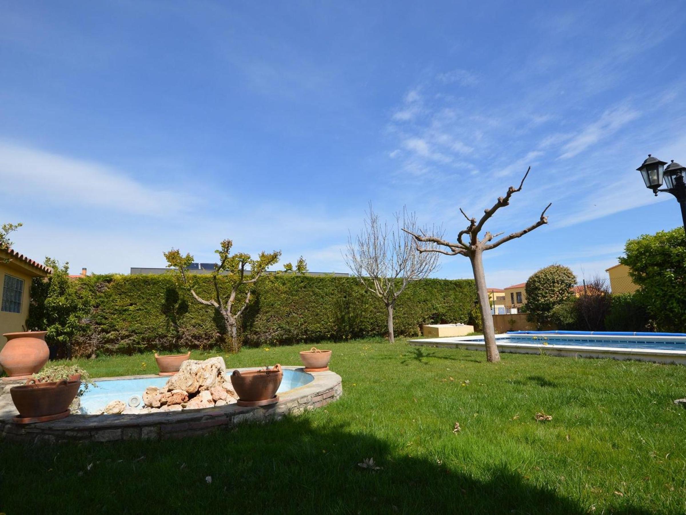 Casa con piscina privada, jardín, barbacoa, wifi y despacho en Costa Brava - ES-89-83 view 2