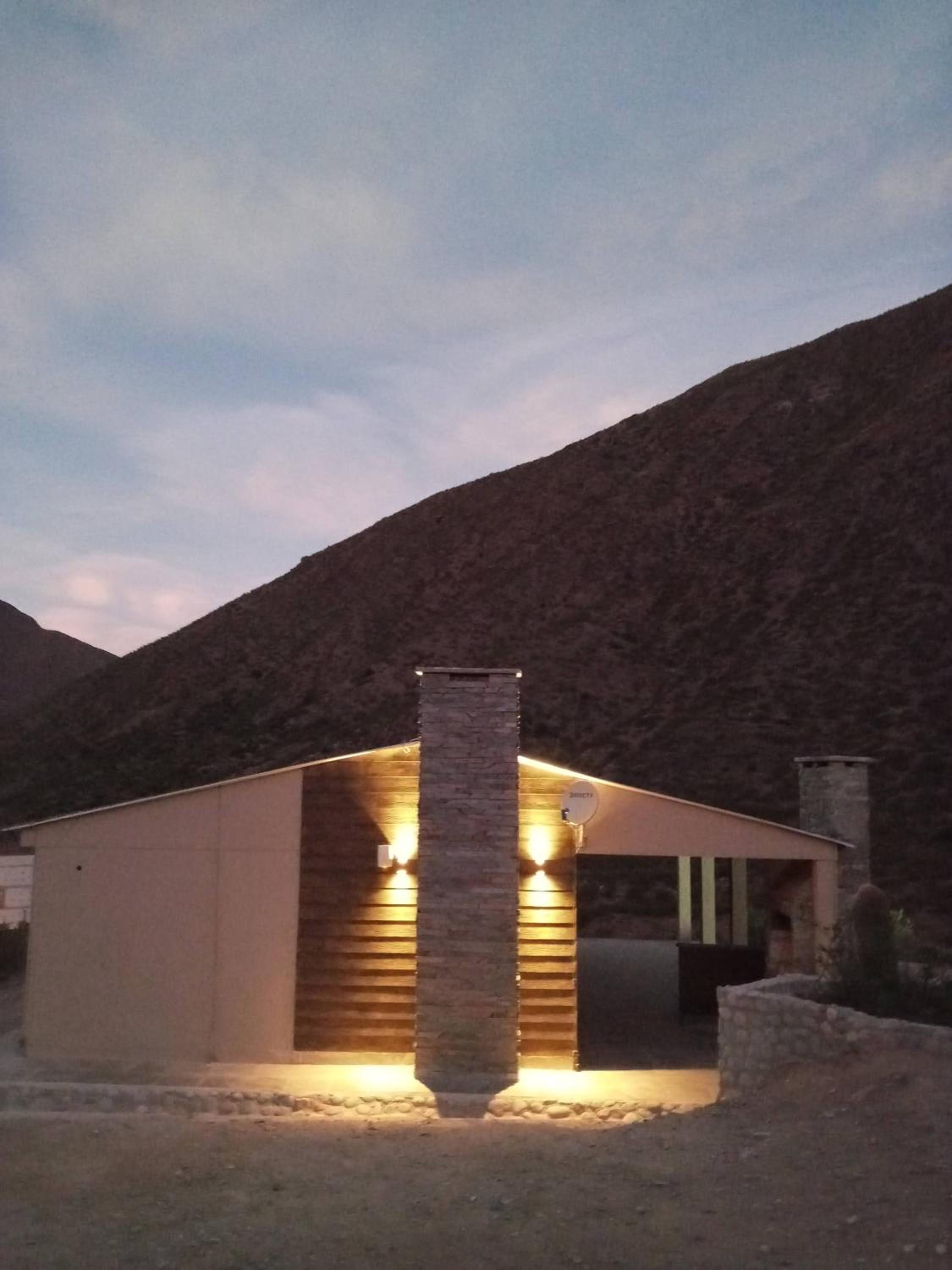 Cumbreluz, Potrerillos