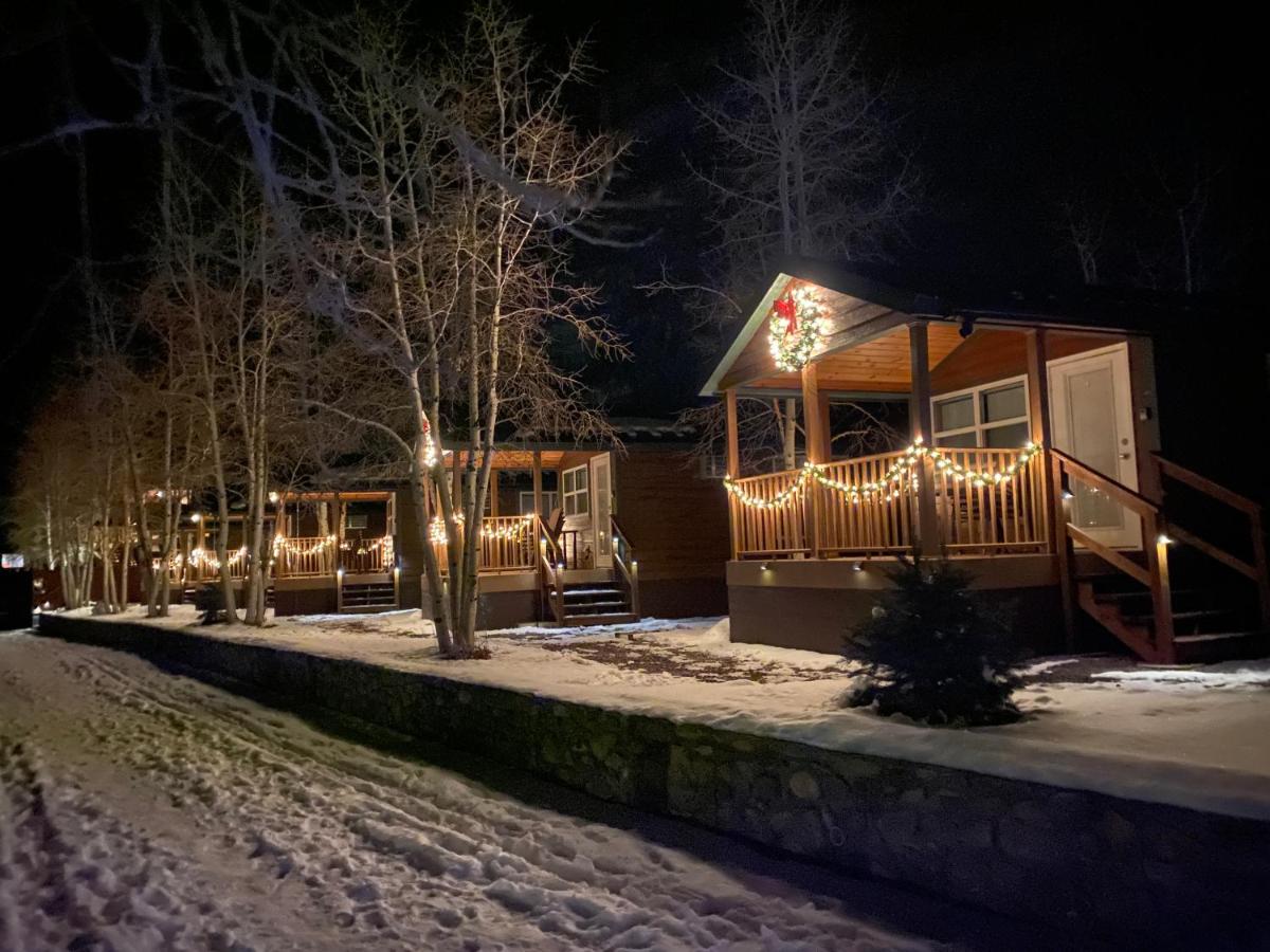 Hotel River Run Cabins - Image 1
