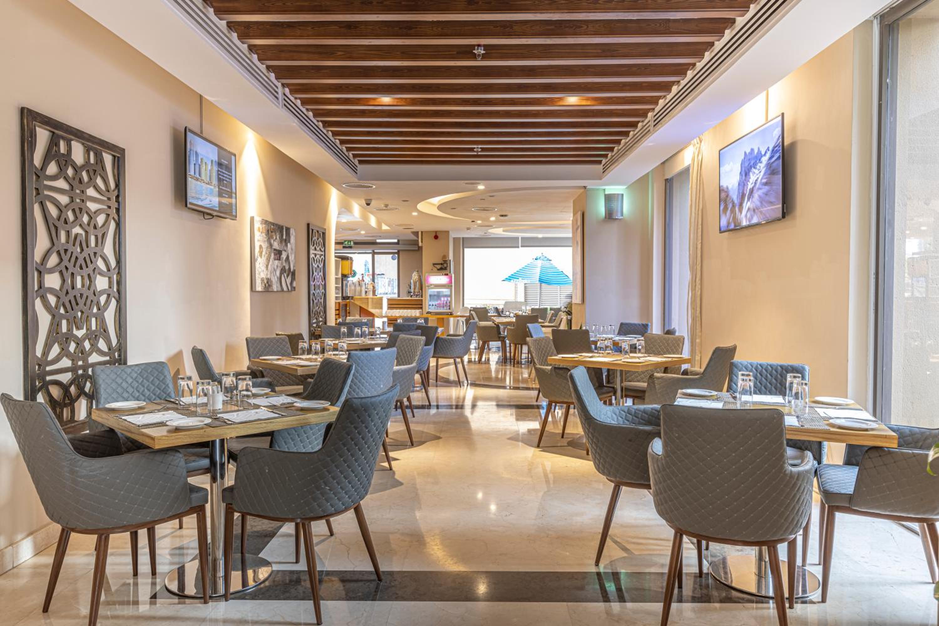 Roda Amwaj Suites Jumeirah Beach Residence photo 37 of 73