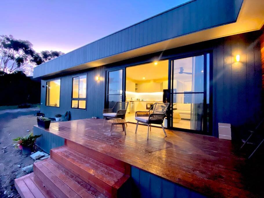 Wamoon Retreat Apartment Luxury Gateway to Wilsons Prom