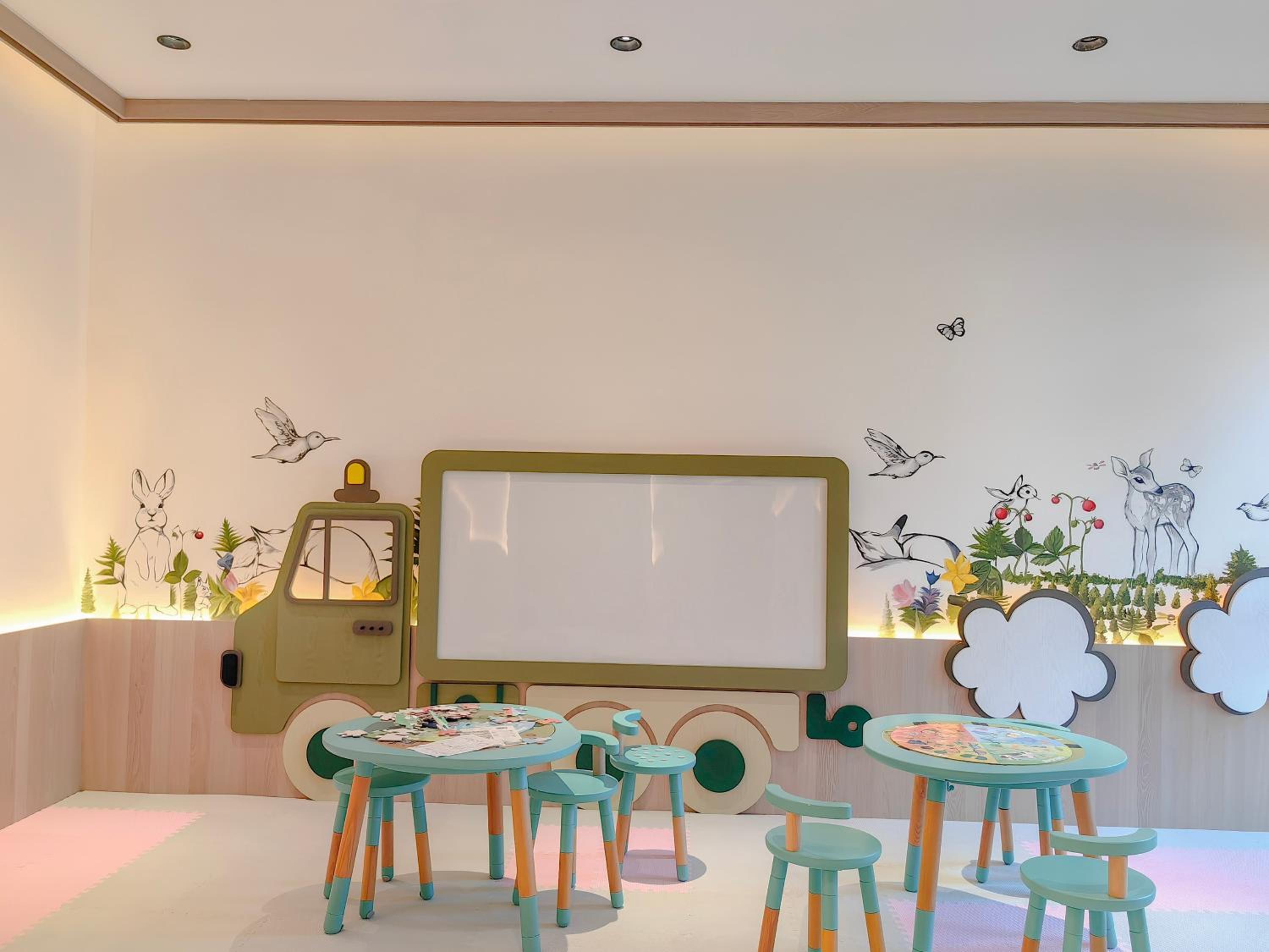 Scarletz Suites by Stevvy KL Home Stay