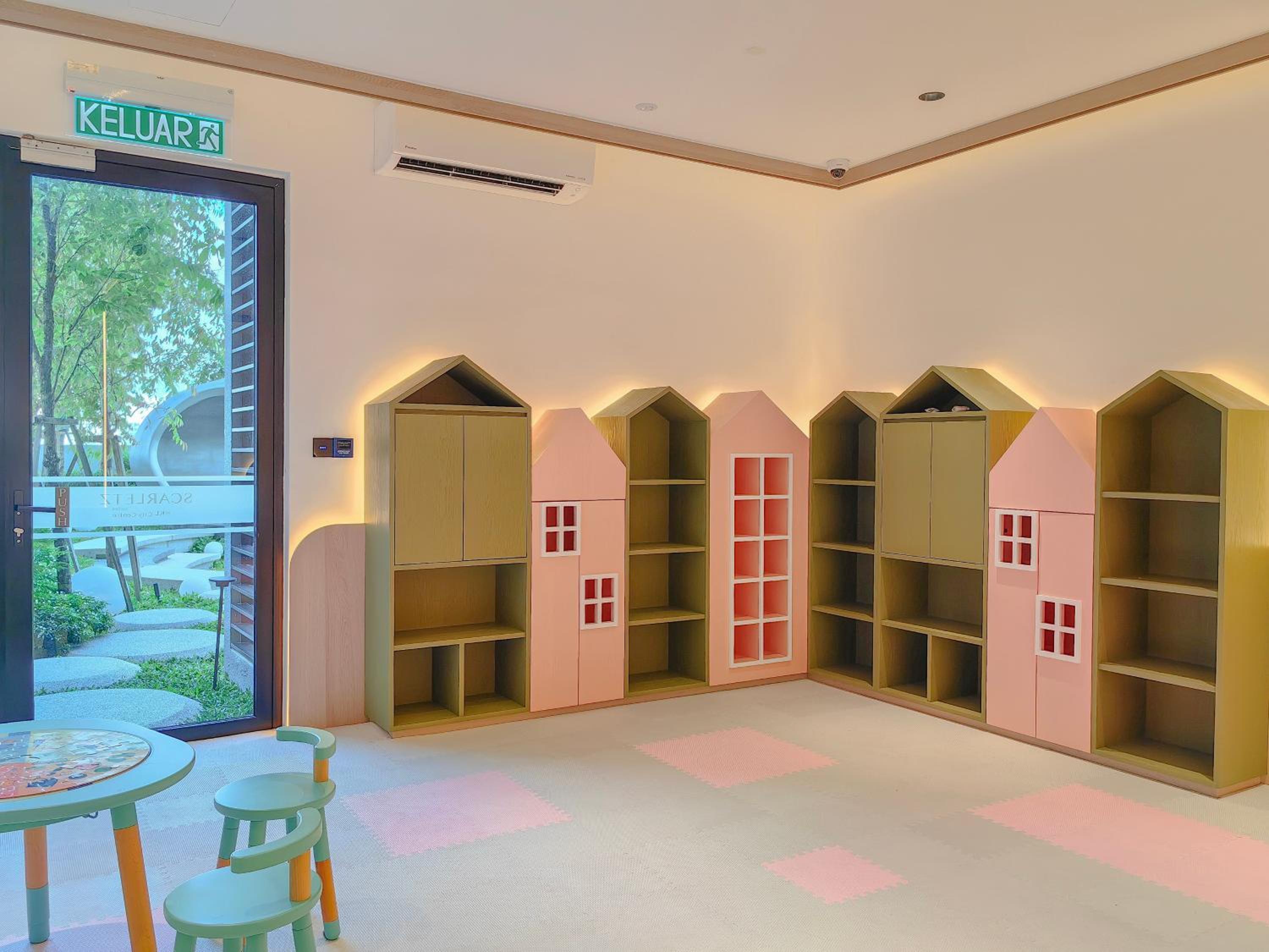 Scarletz Suites by Stevvy KL Home Stay