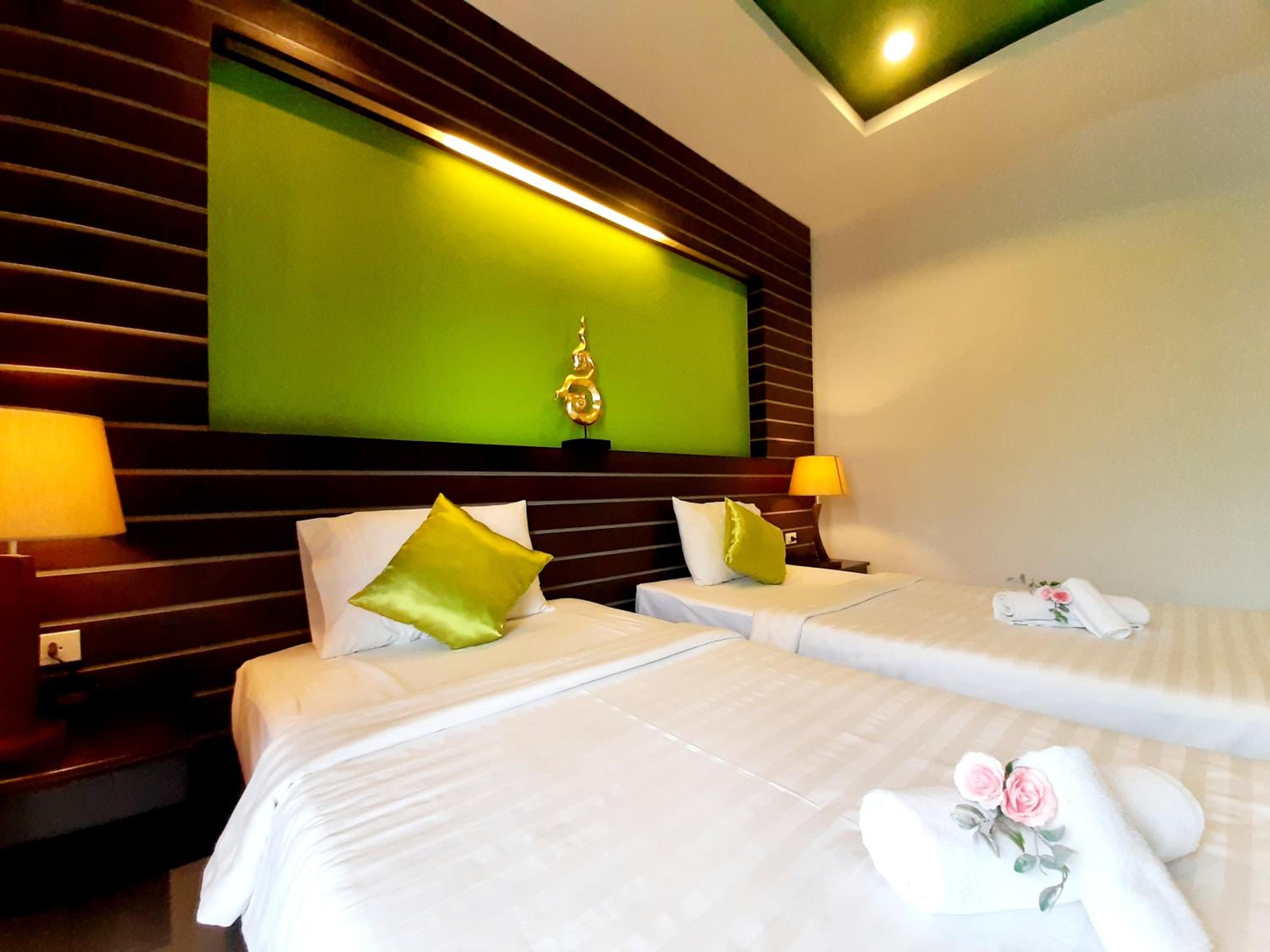 Purimas Resortel