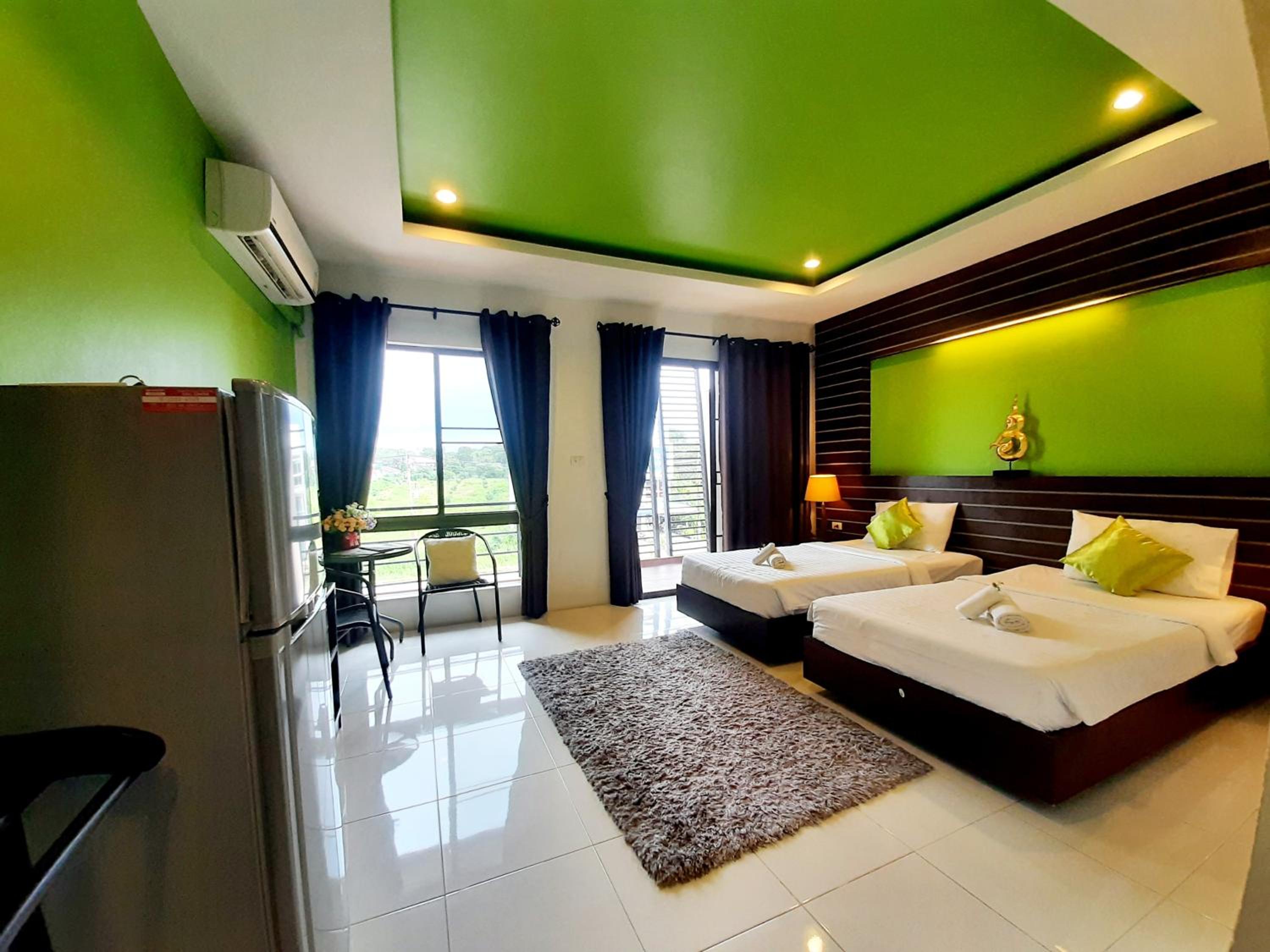 Purimas Resortel