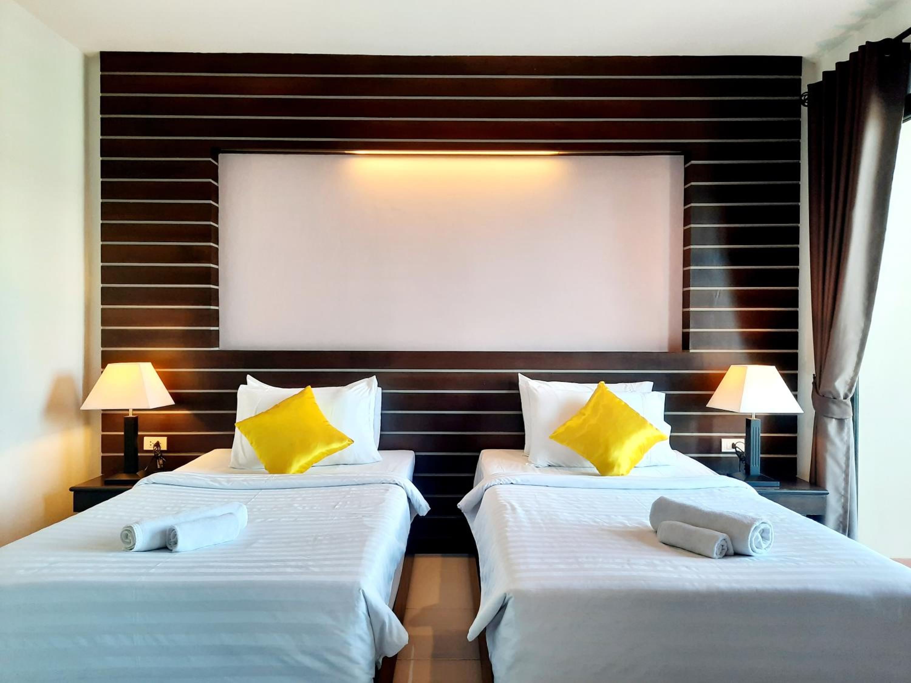 Purimas Resortel