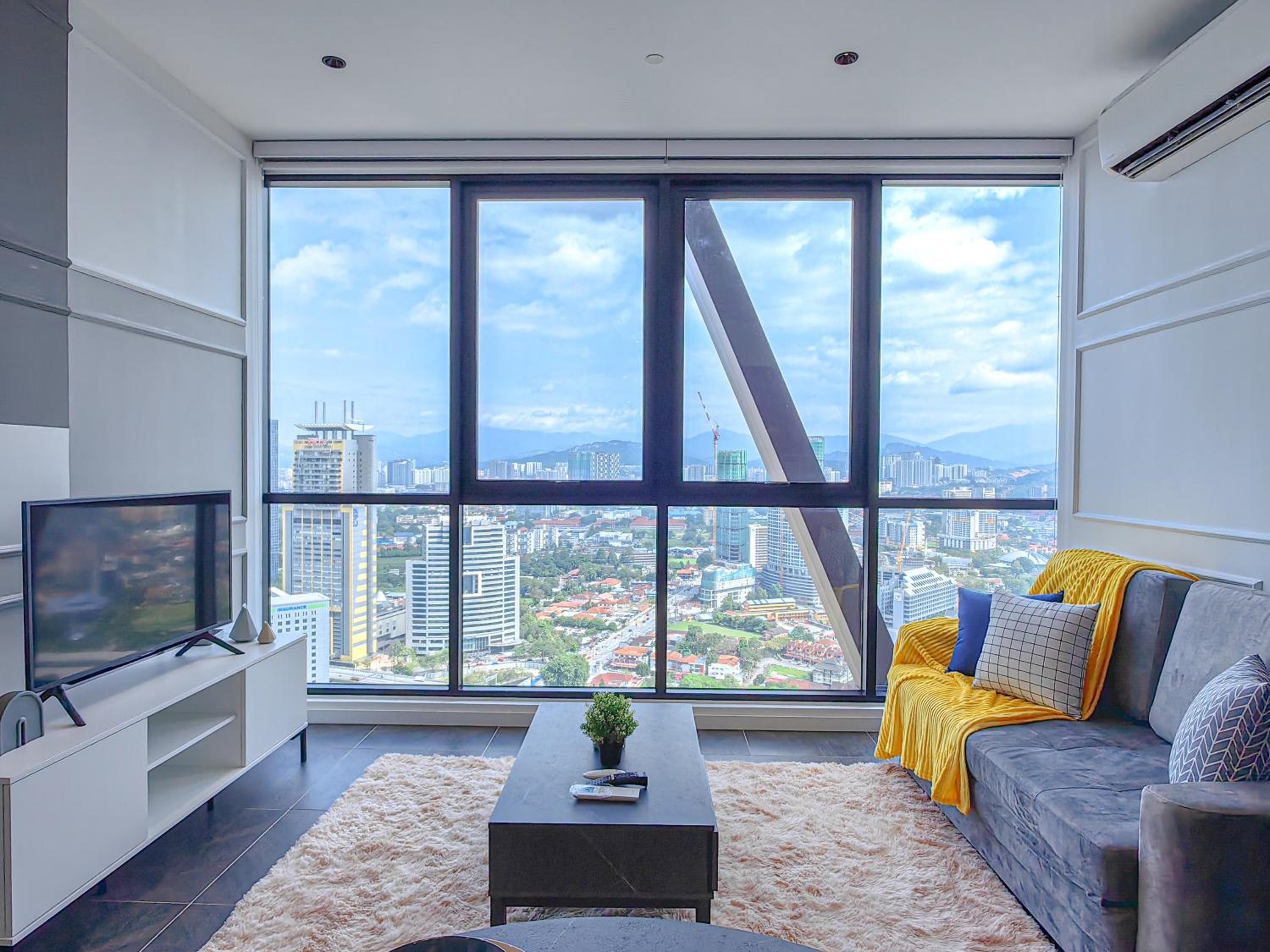 Scarletz Suites by Stevvy KL Home Stay