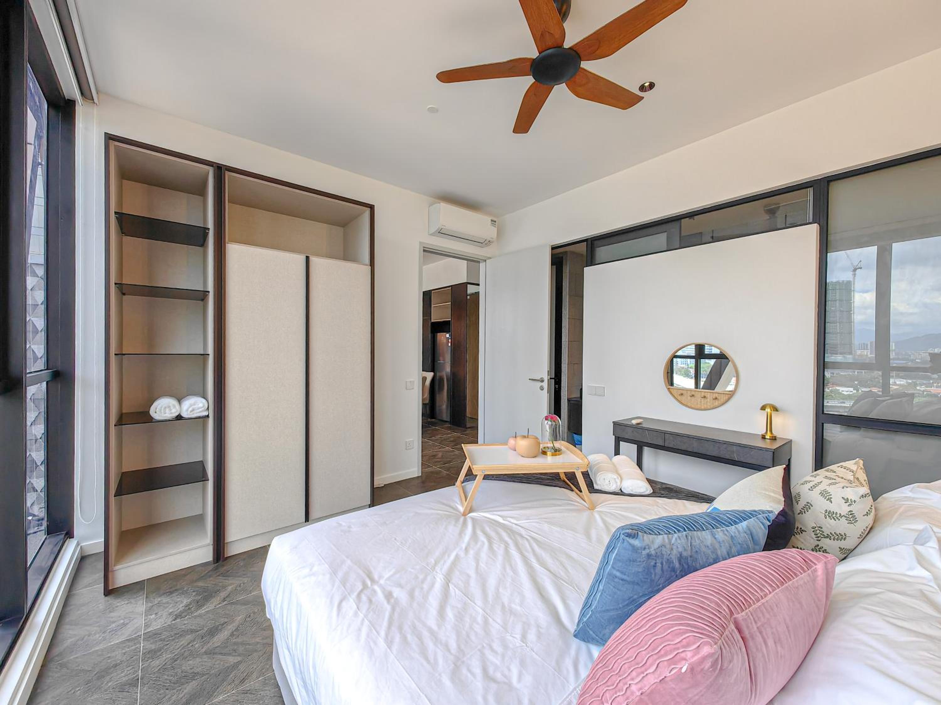 Scarletz Suites by Stevvy KL Home Stay