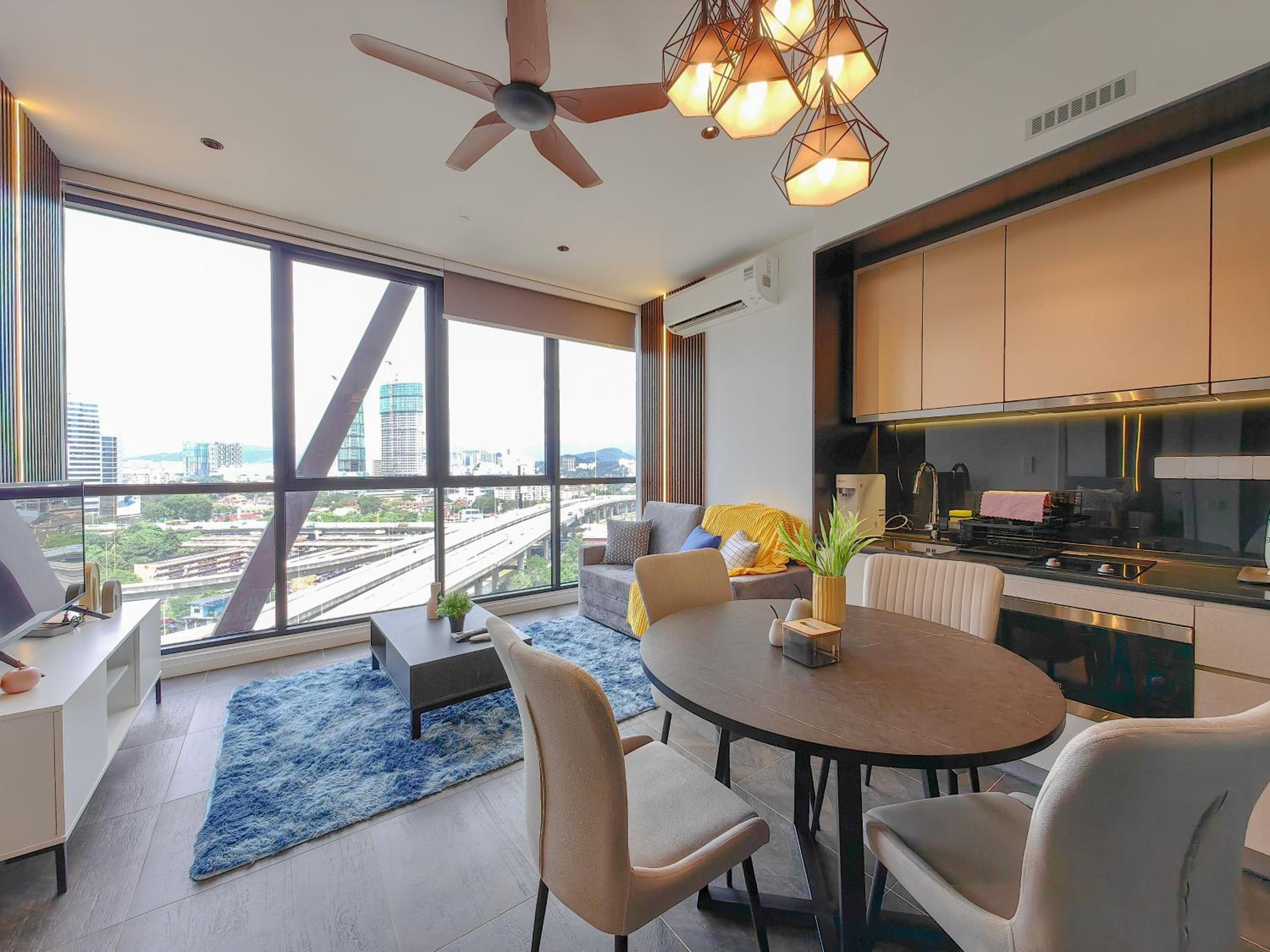 Scarletz Suites by Stevvy KL Home Stay
