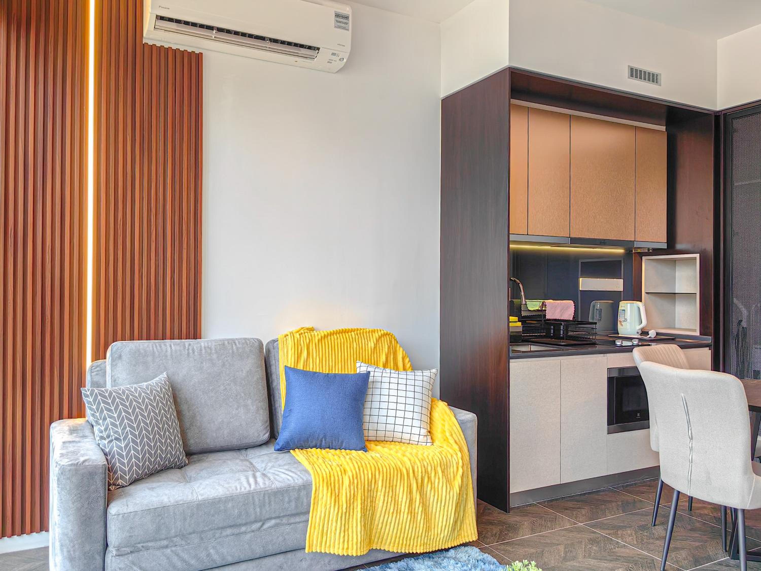 Scarletz Suites by Stevvy KL Home Stay